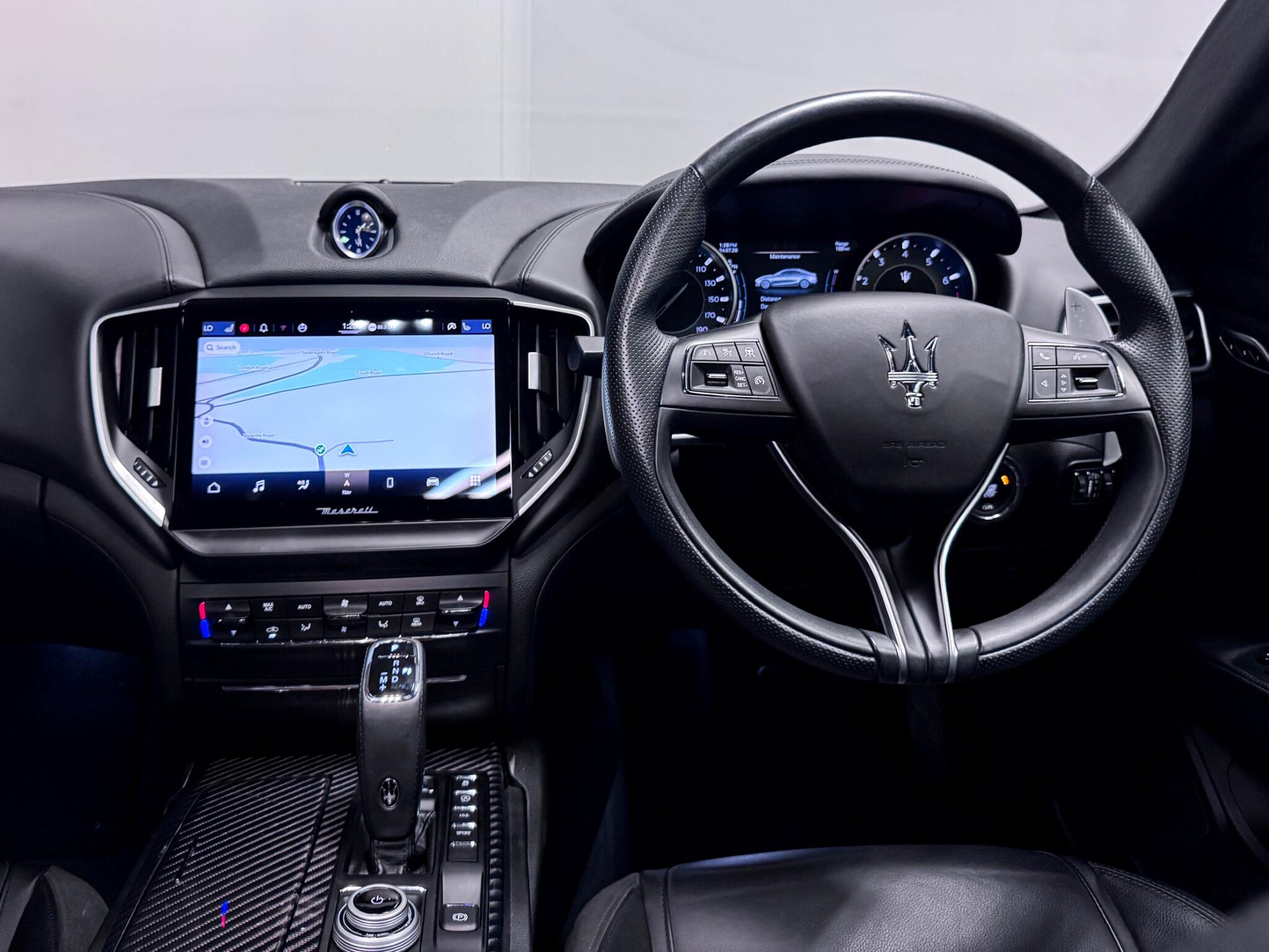 Maserati Ghibli view 14