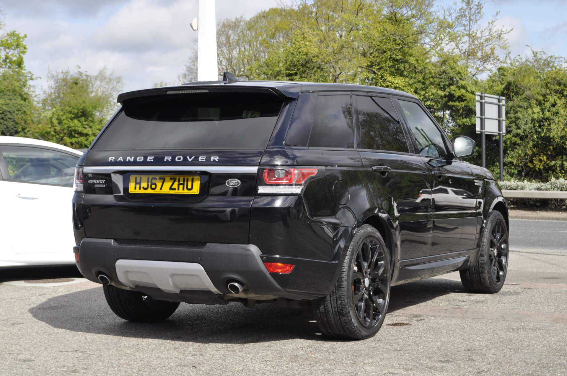 Land Rover Range Rover Sport view 6