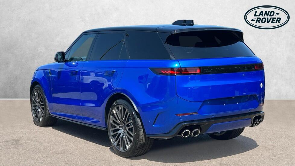 Land Rover Range Rover Sport view 2