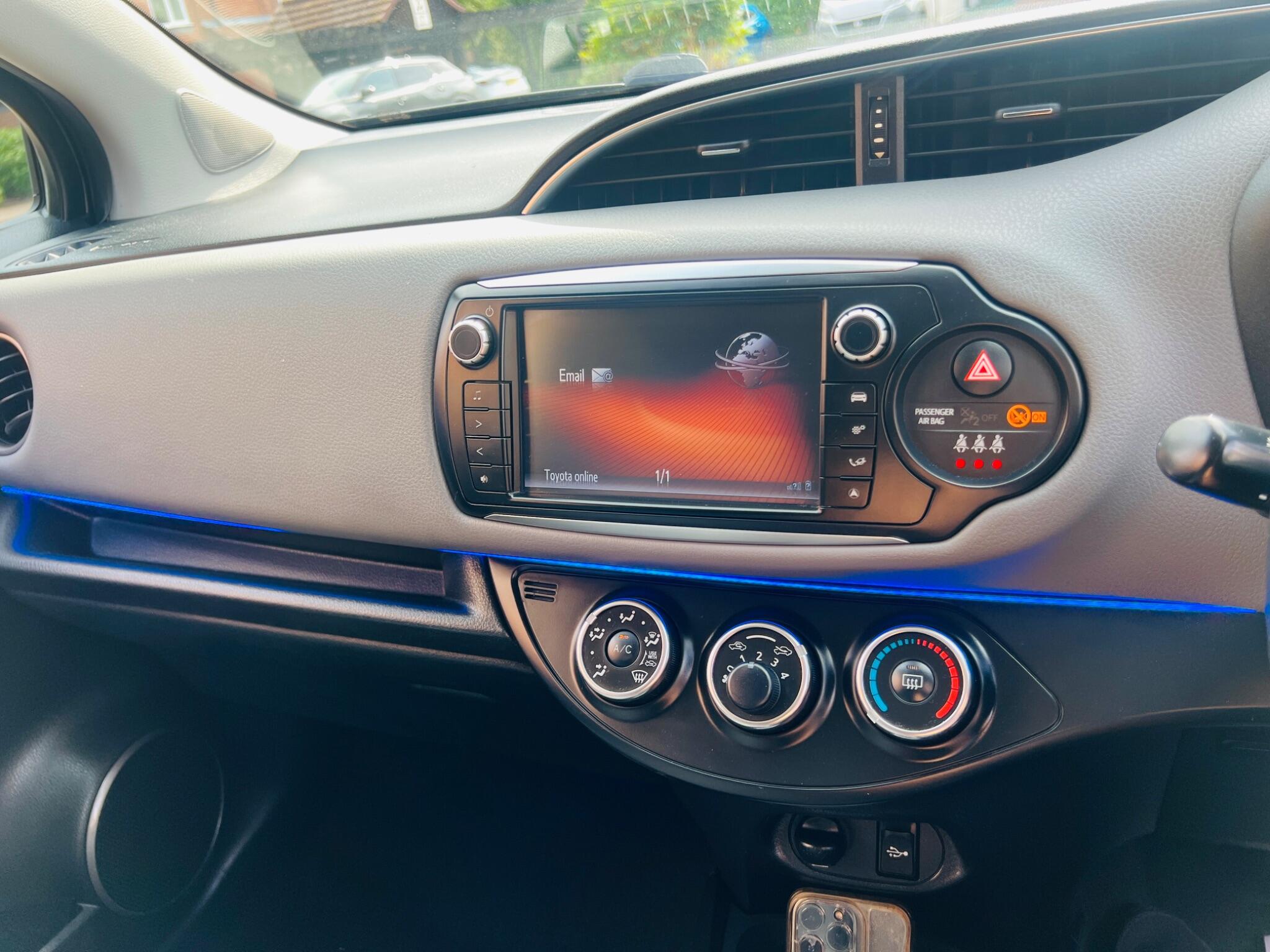 Toyota Yaris view 40