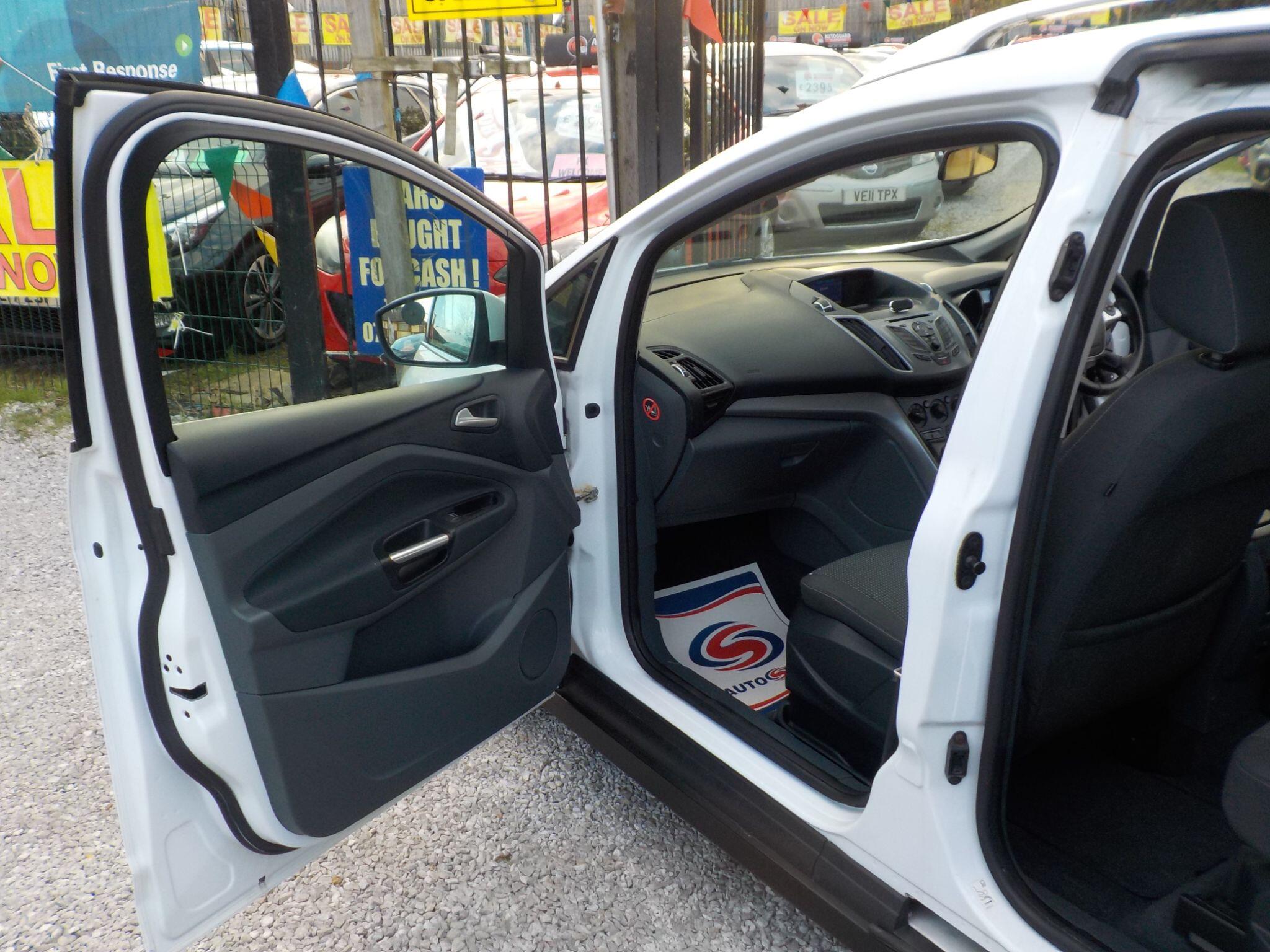 Ford Grand C-Max 1.6 TDCi Zetec Euro 5 5dr