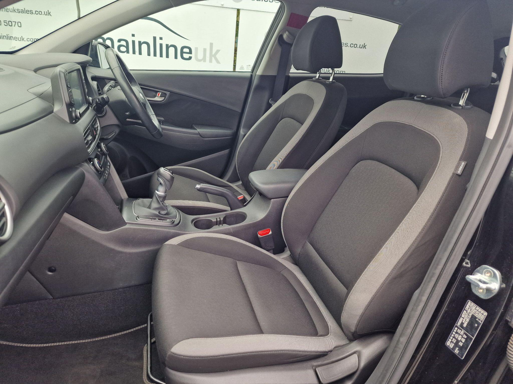 Hyundai Kona view 64
