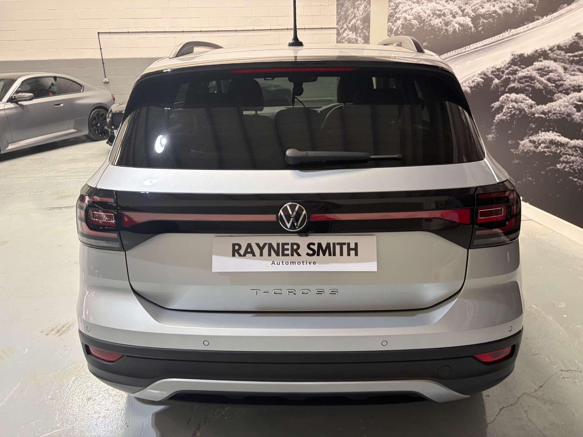 Volkswagen T-Cross view 10