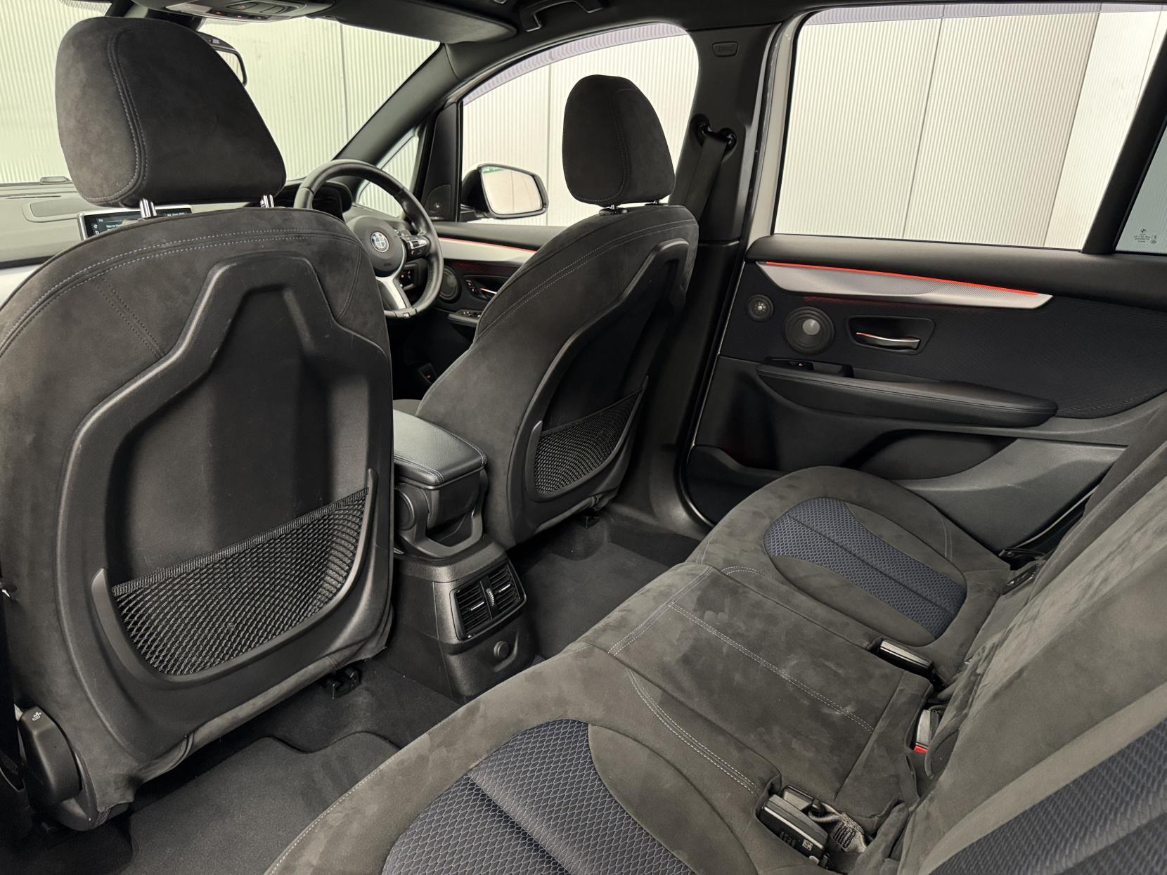 BMW 2 Series view 48