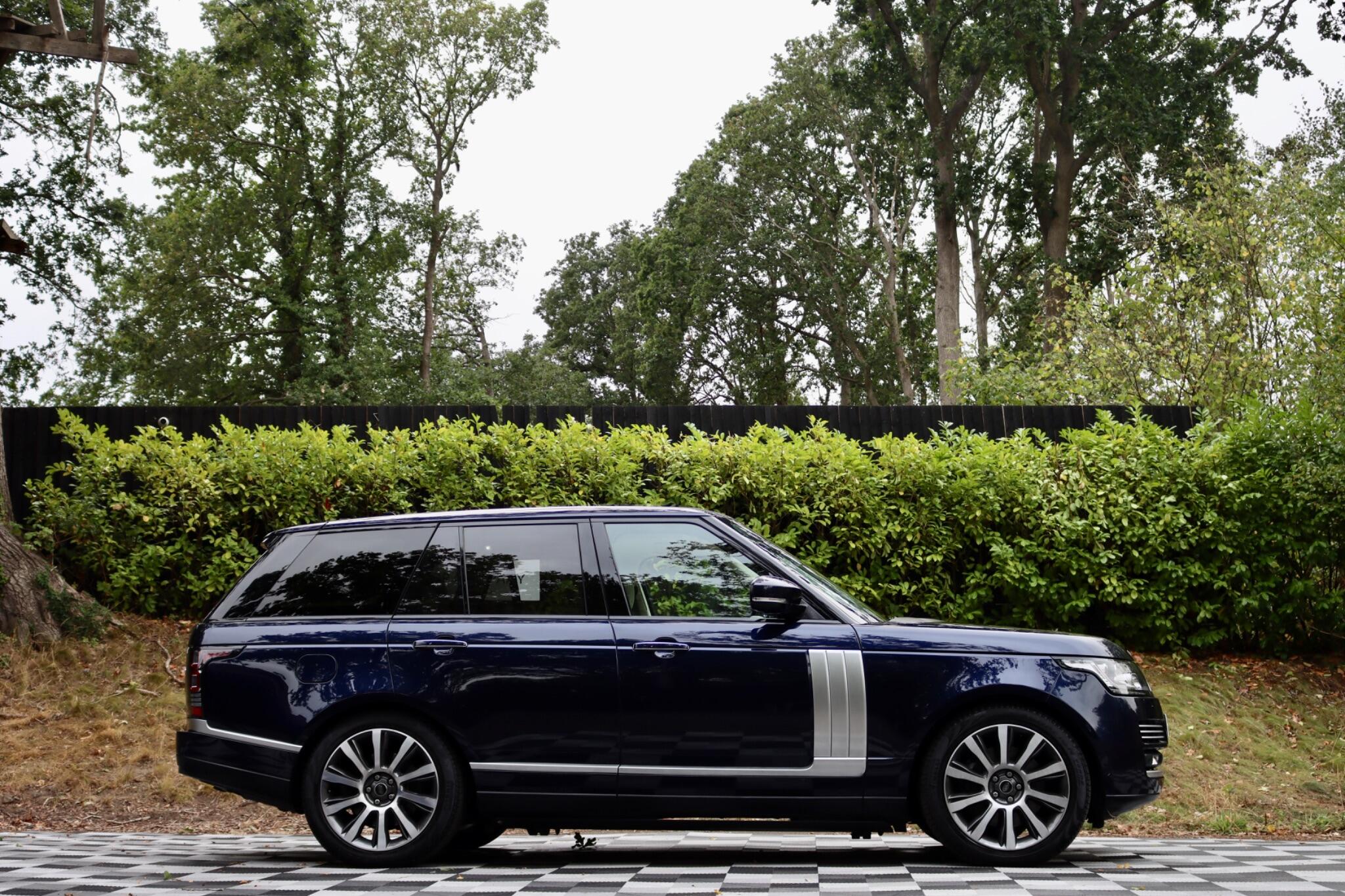 Land Rover Range Rover view 39