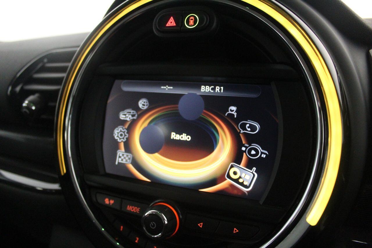 MINI Clubman view 37