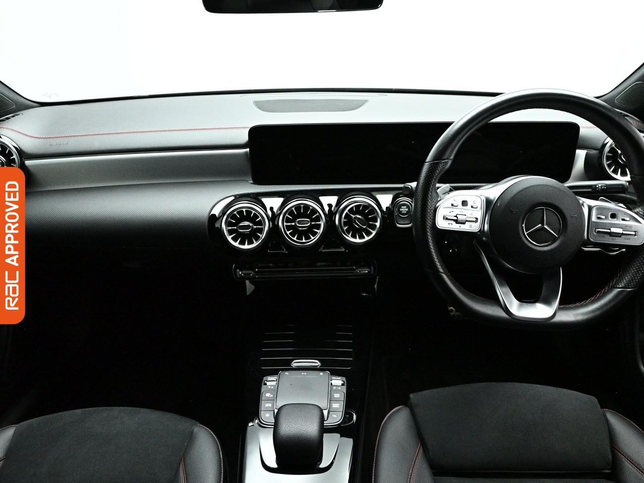 Mercedes-Benz Cla view 2