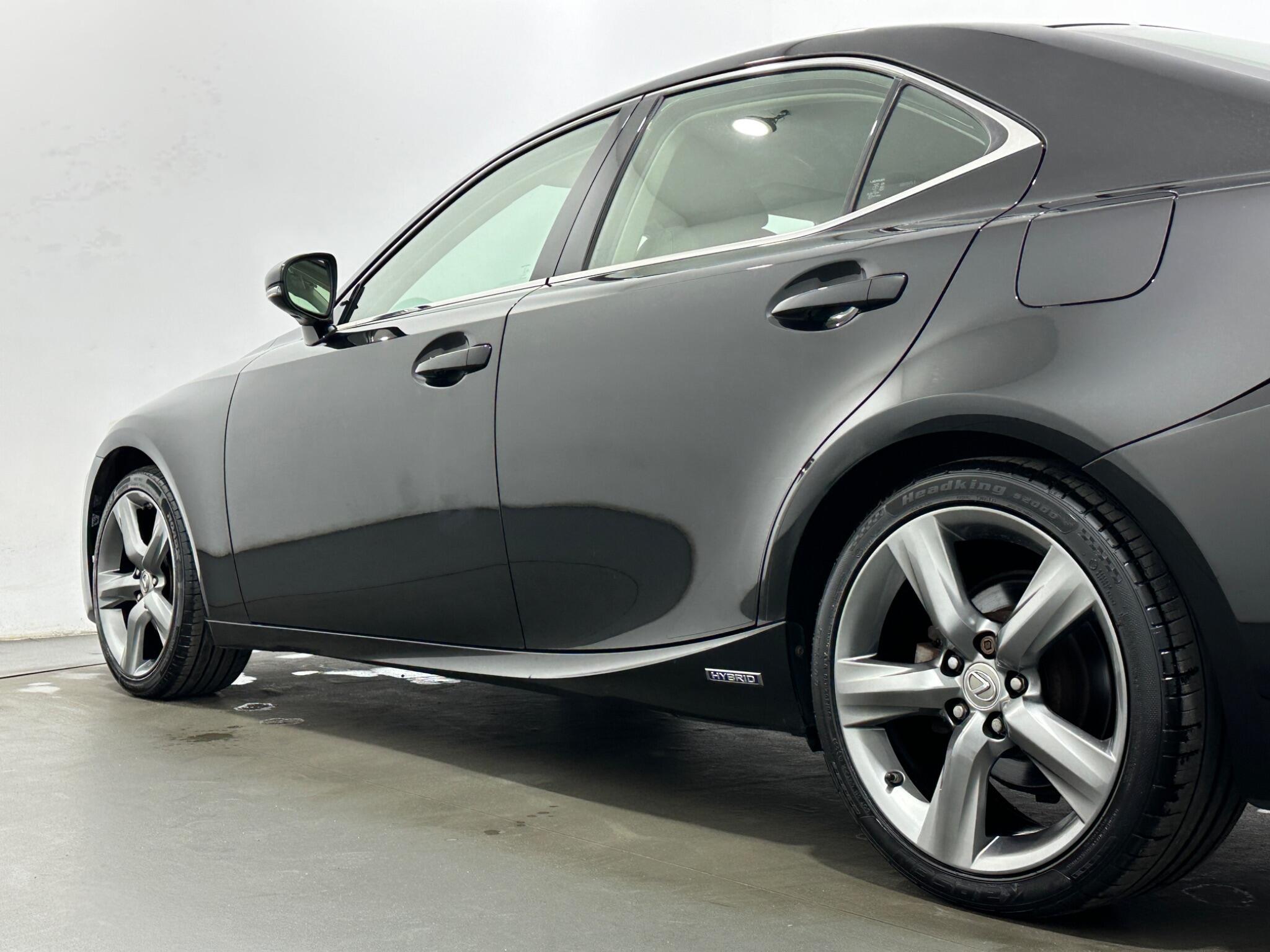 Lexus Is view 51