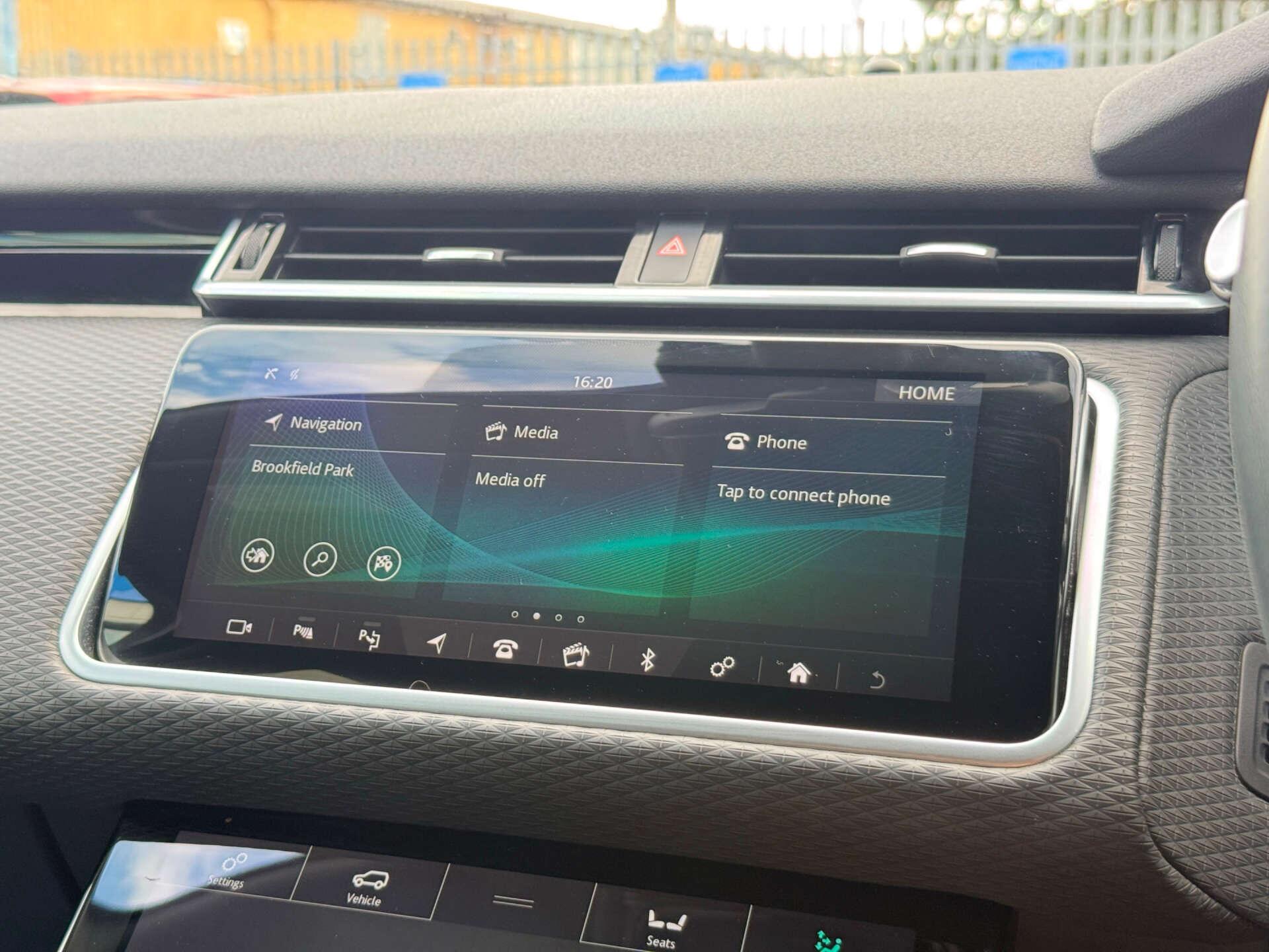 Land Rover Range Rover Velar view 58