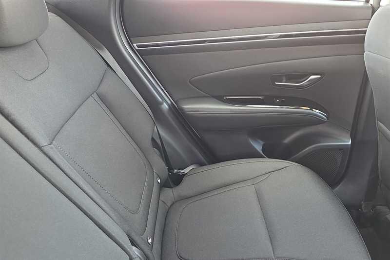 Hyundai Tucson view 26