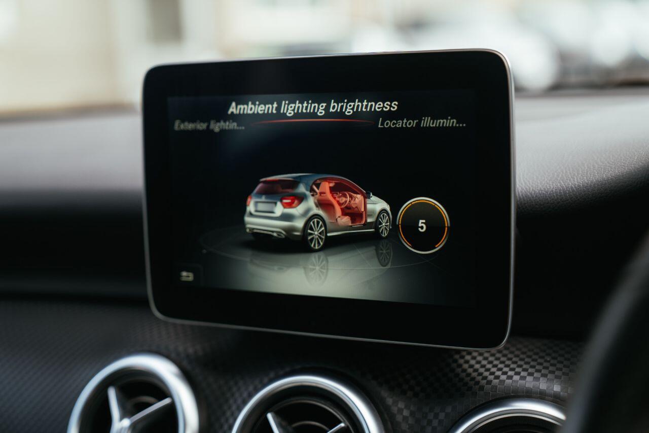 Mercedes-Benz A-Class view 70