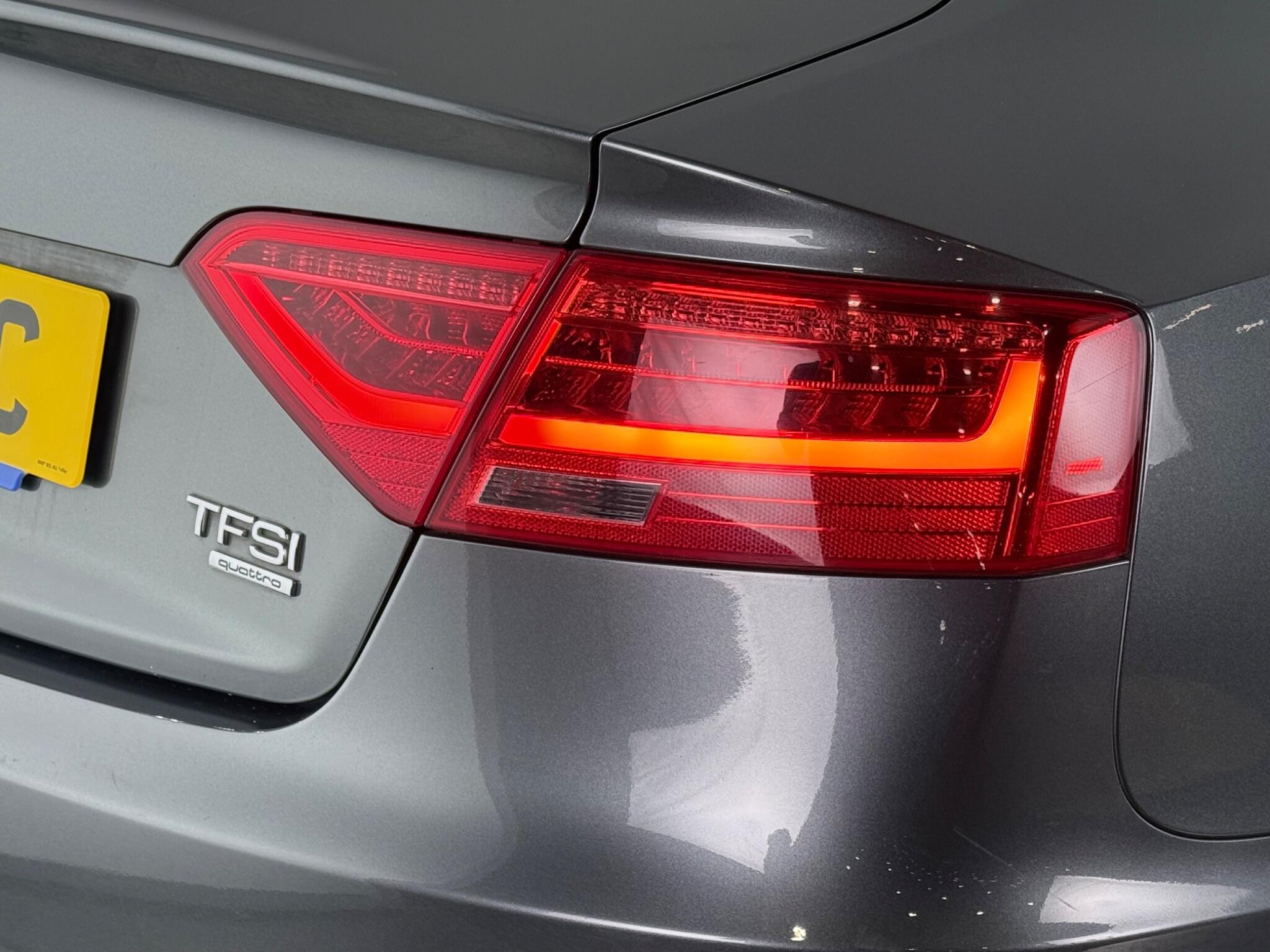 Audi A5 view 9