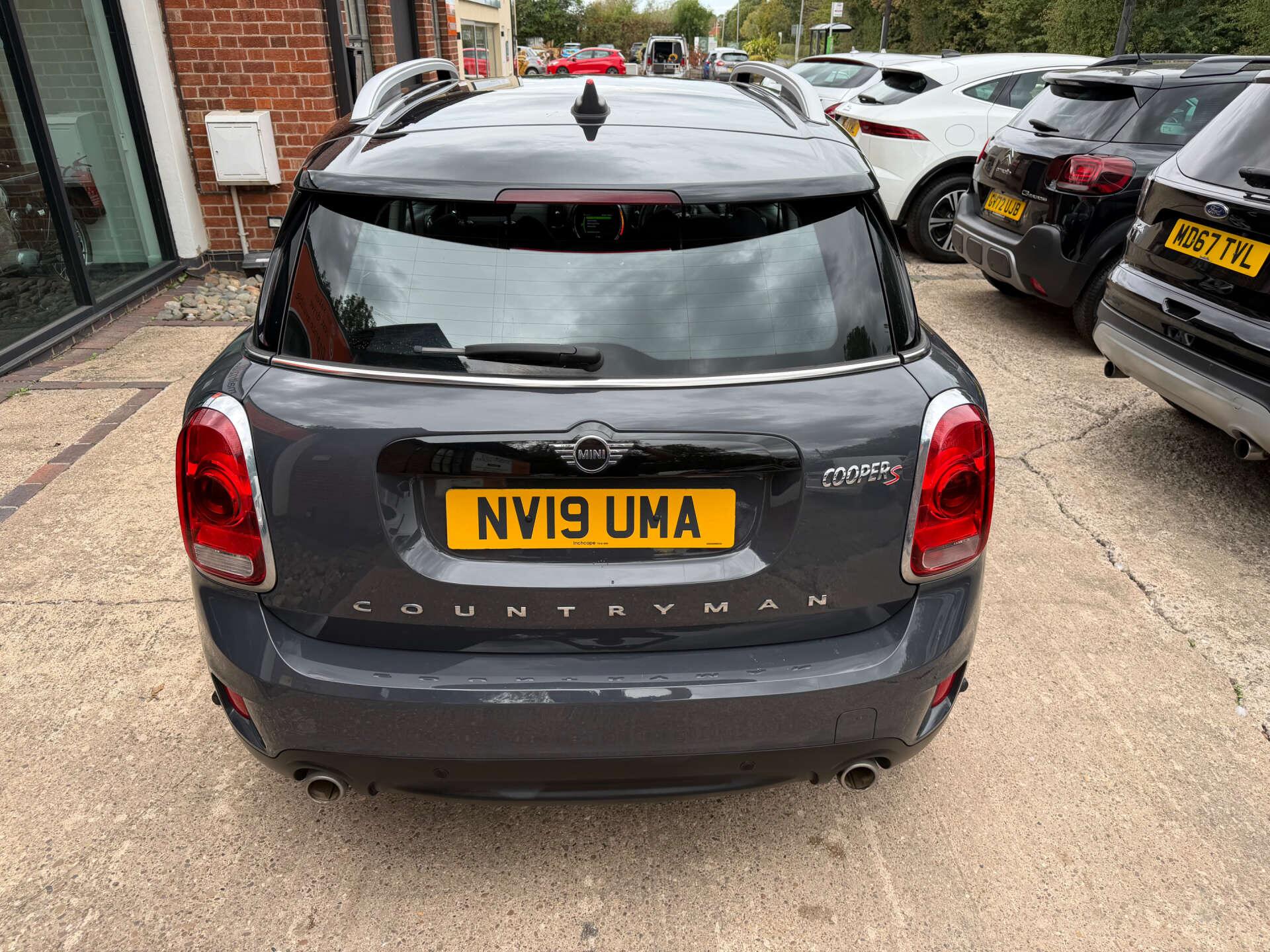 Mini Countryman view 15