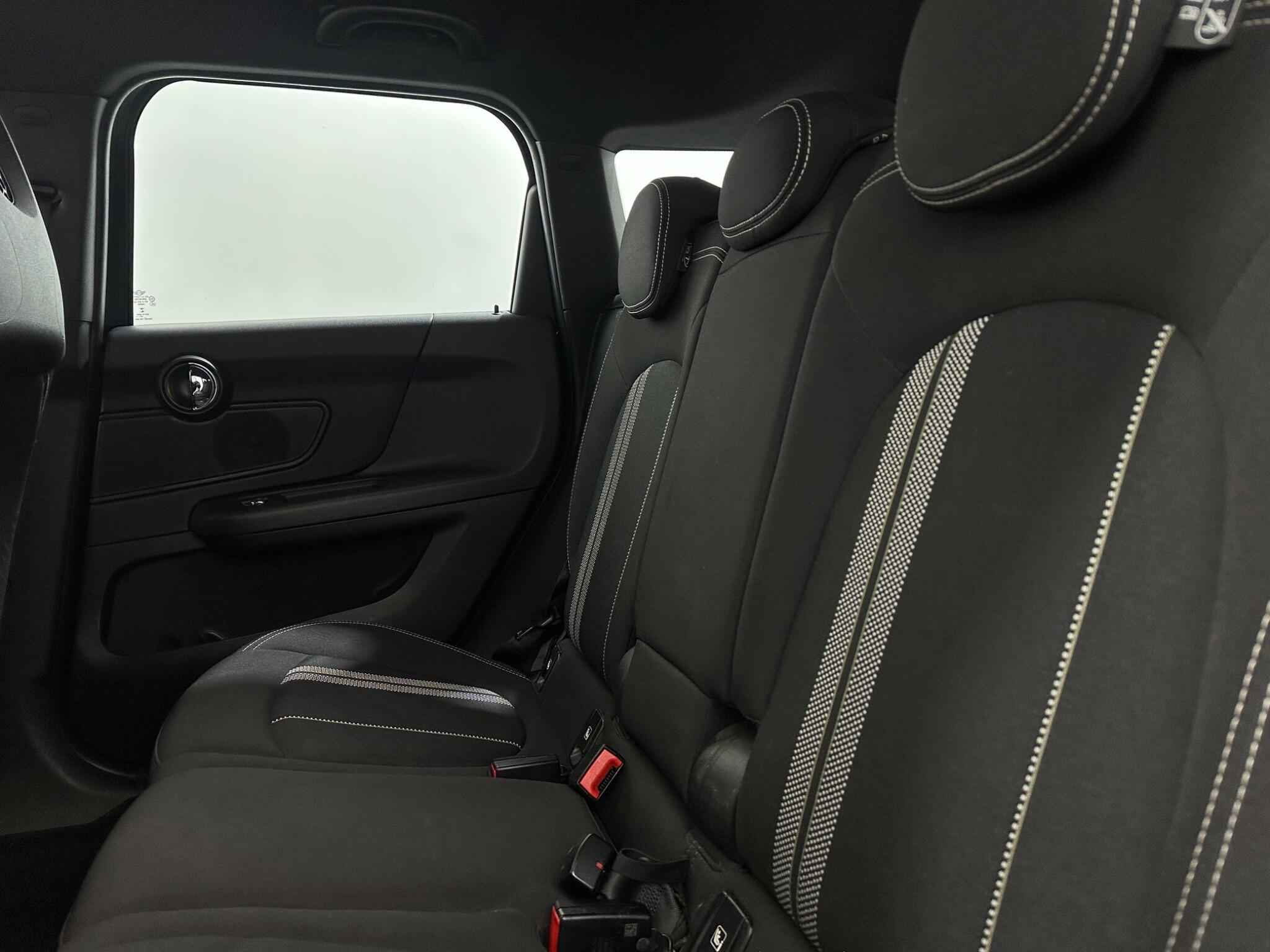 Mini Countryman view 37