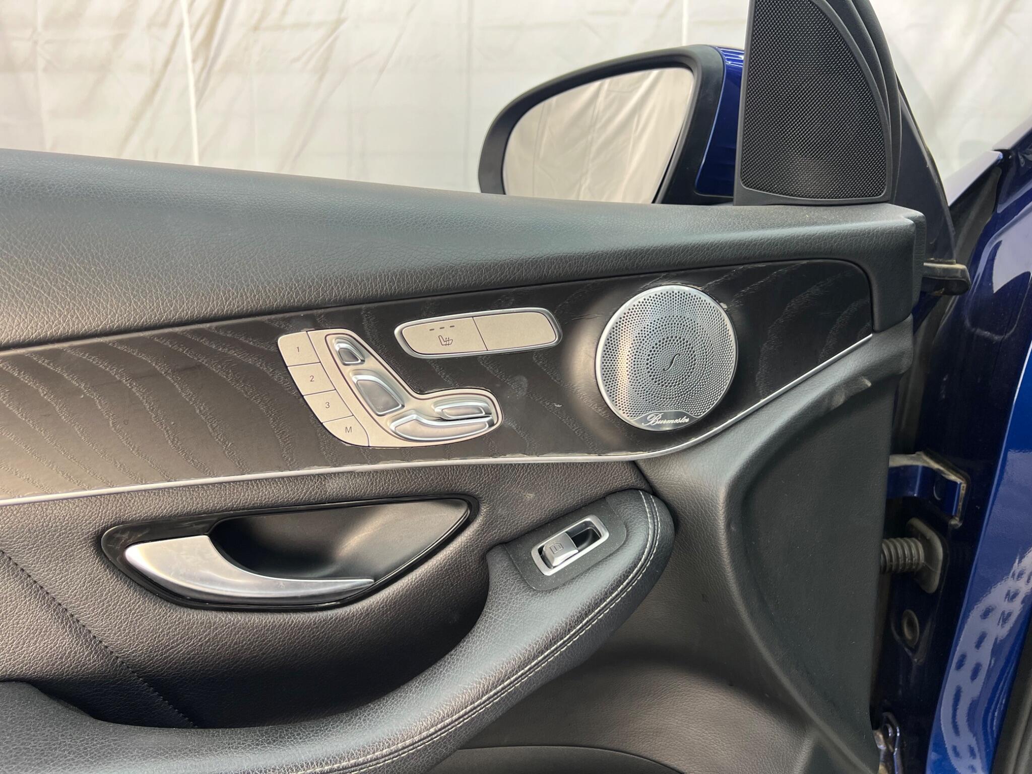Mercedes-Benz GLC view 59