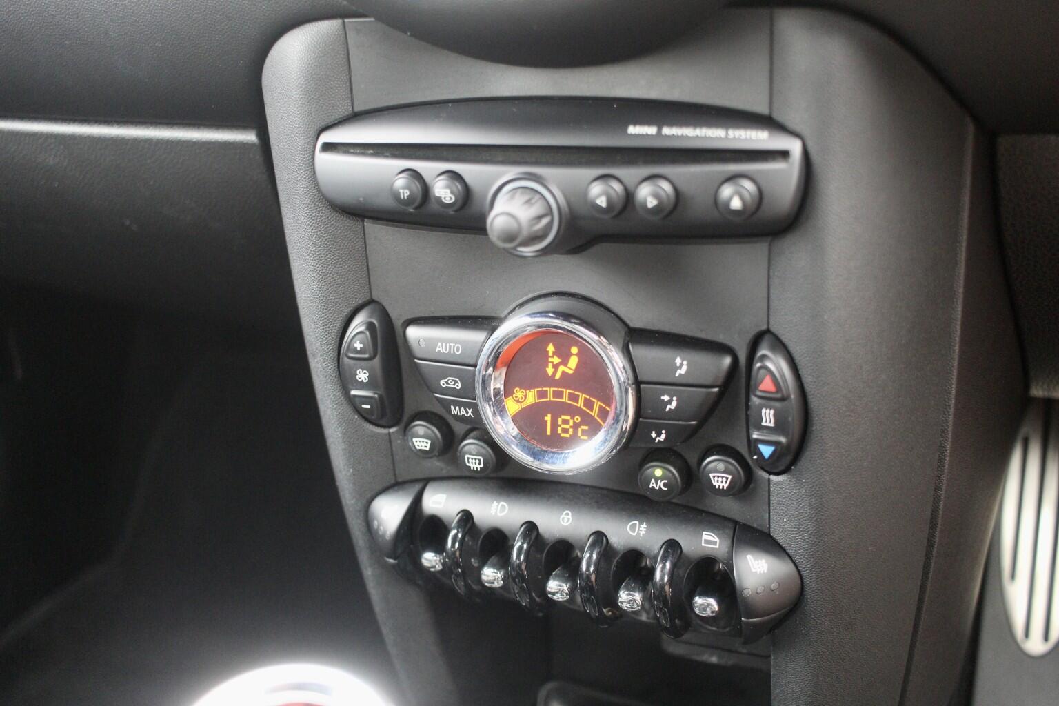 MINI Coupe view 12