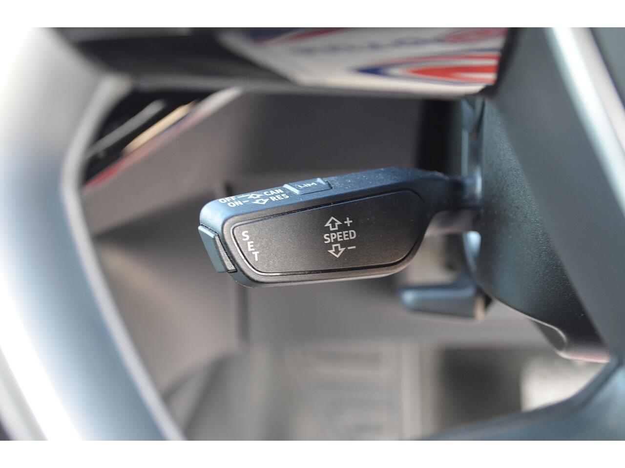 Audi E-Tron view 29