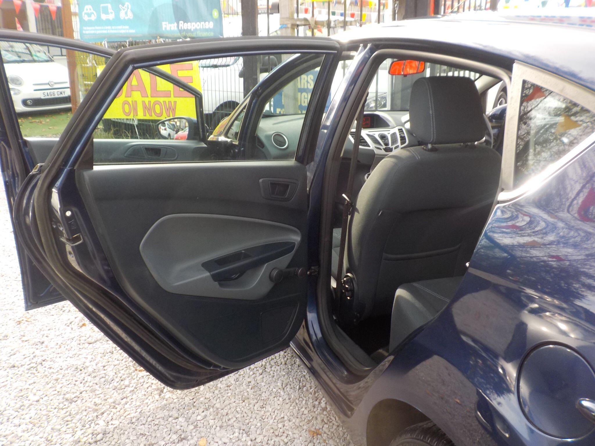 Ford Fiesta 1.4 Zetec 5dr
