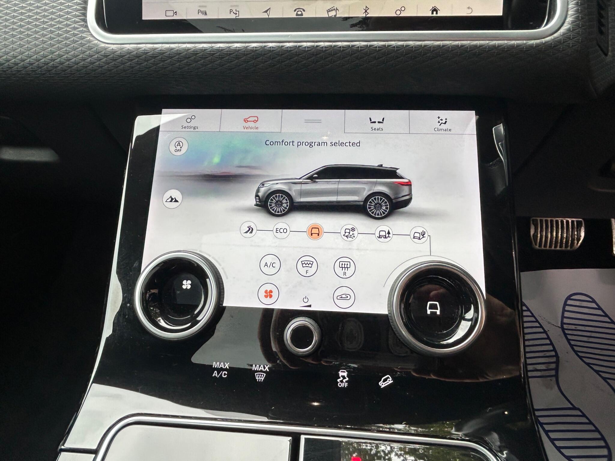 Land Rover Range Rover Velar view 26