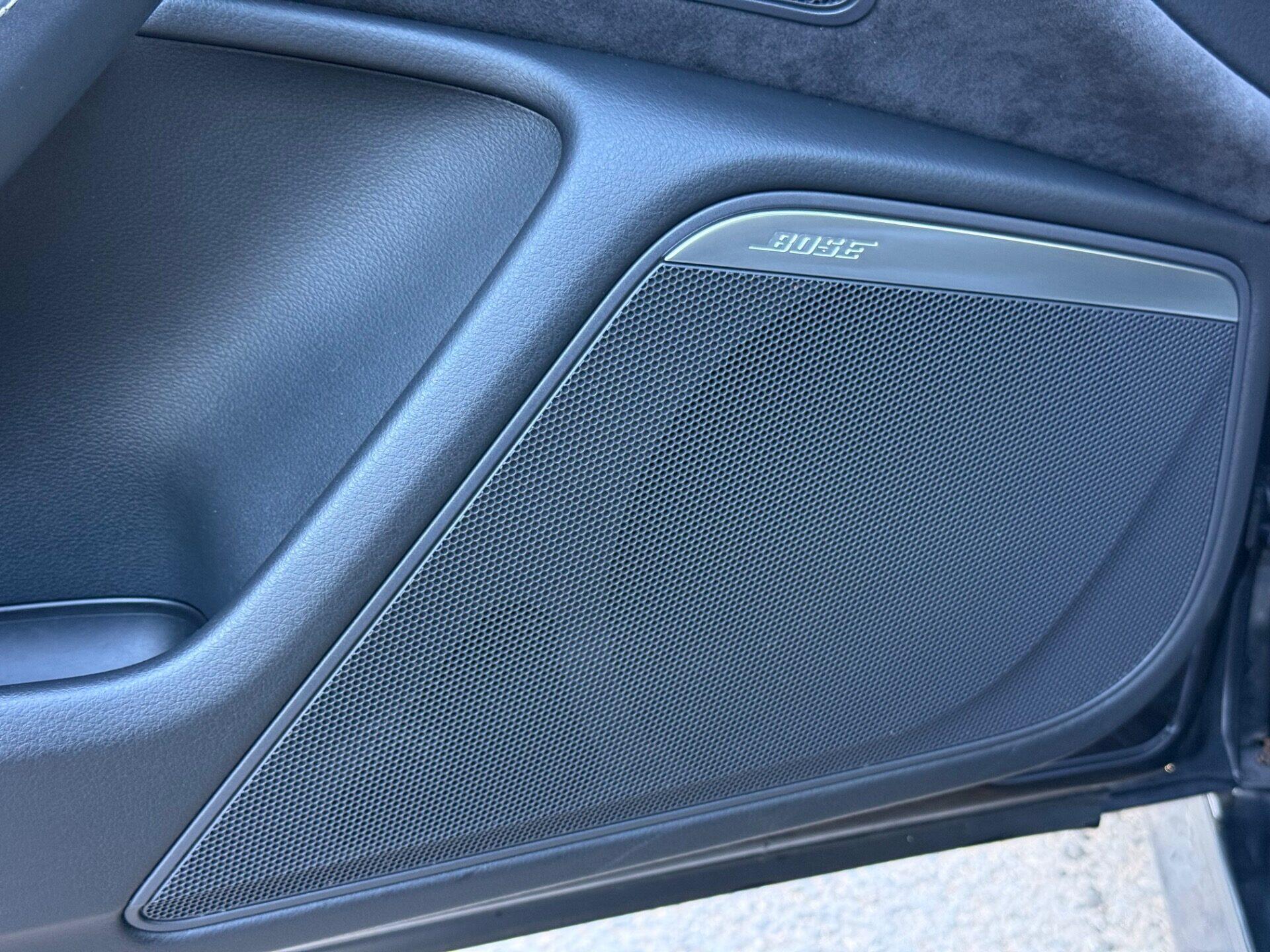 Audi A6 view 27