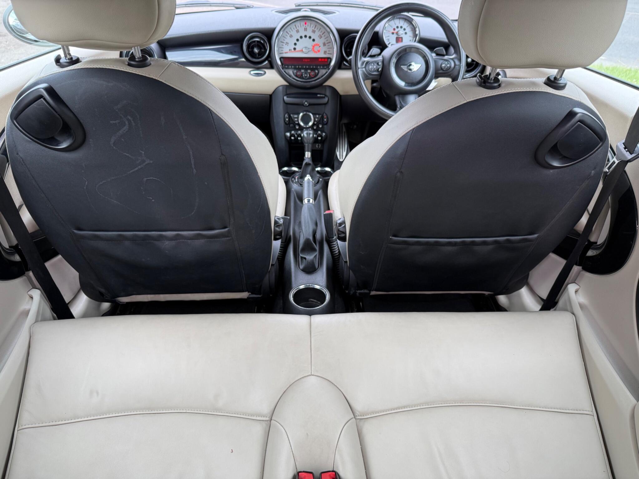 Mini Hatch view 39