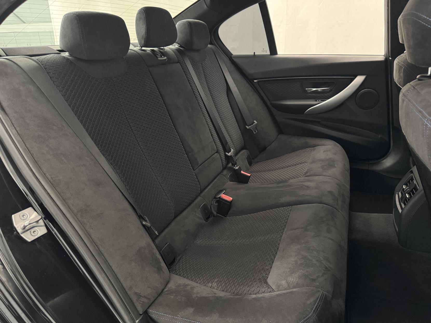 BMW 3 Series view 64