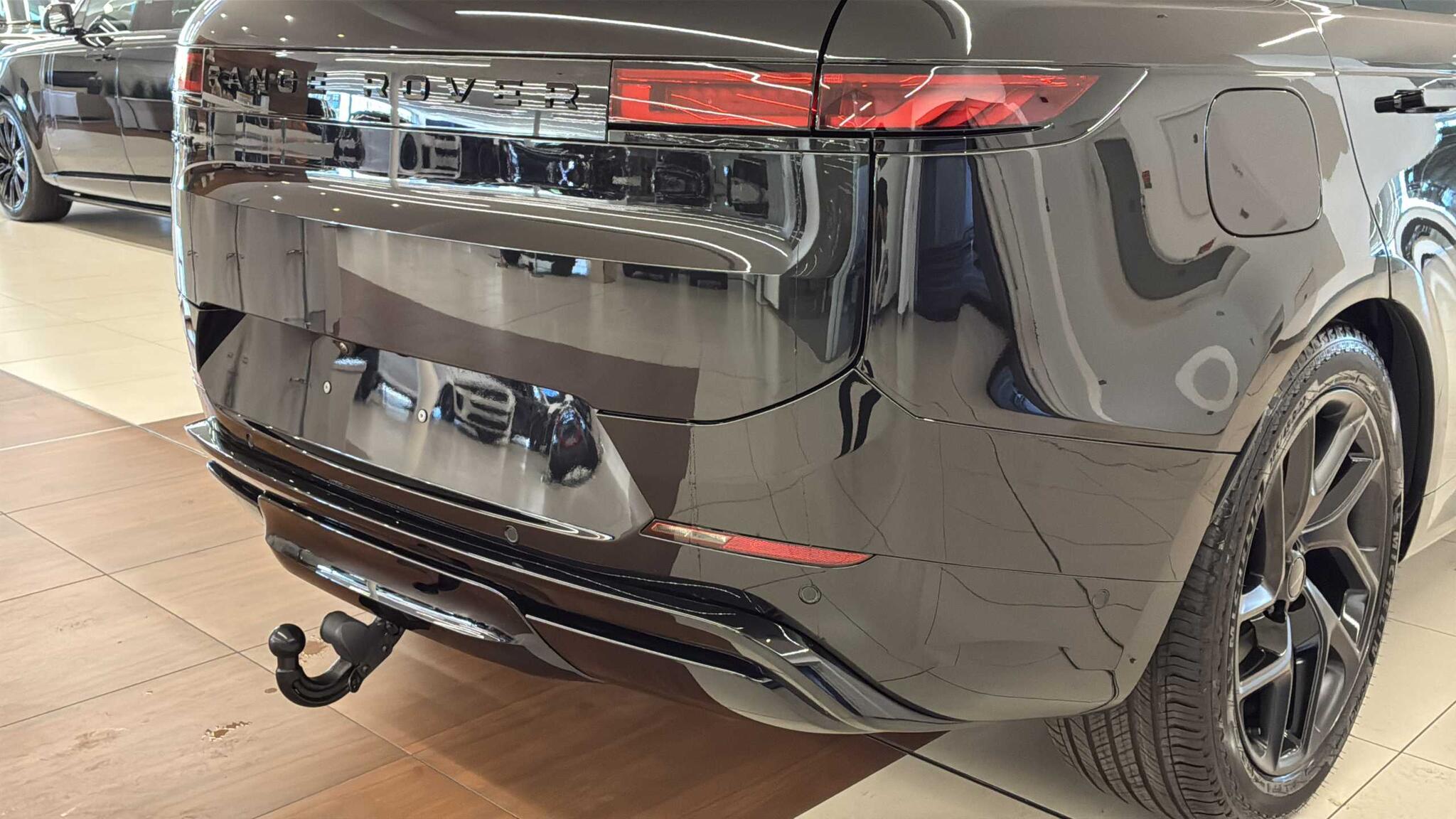 Land Rover Range Rover Sport view 38