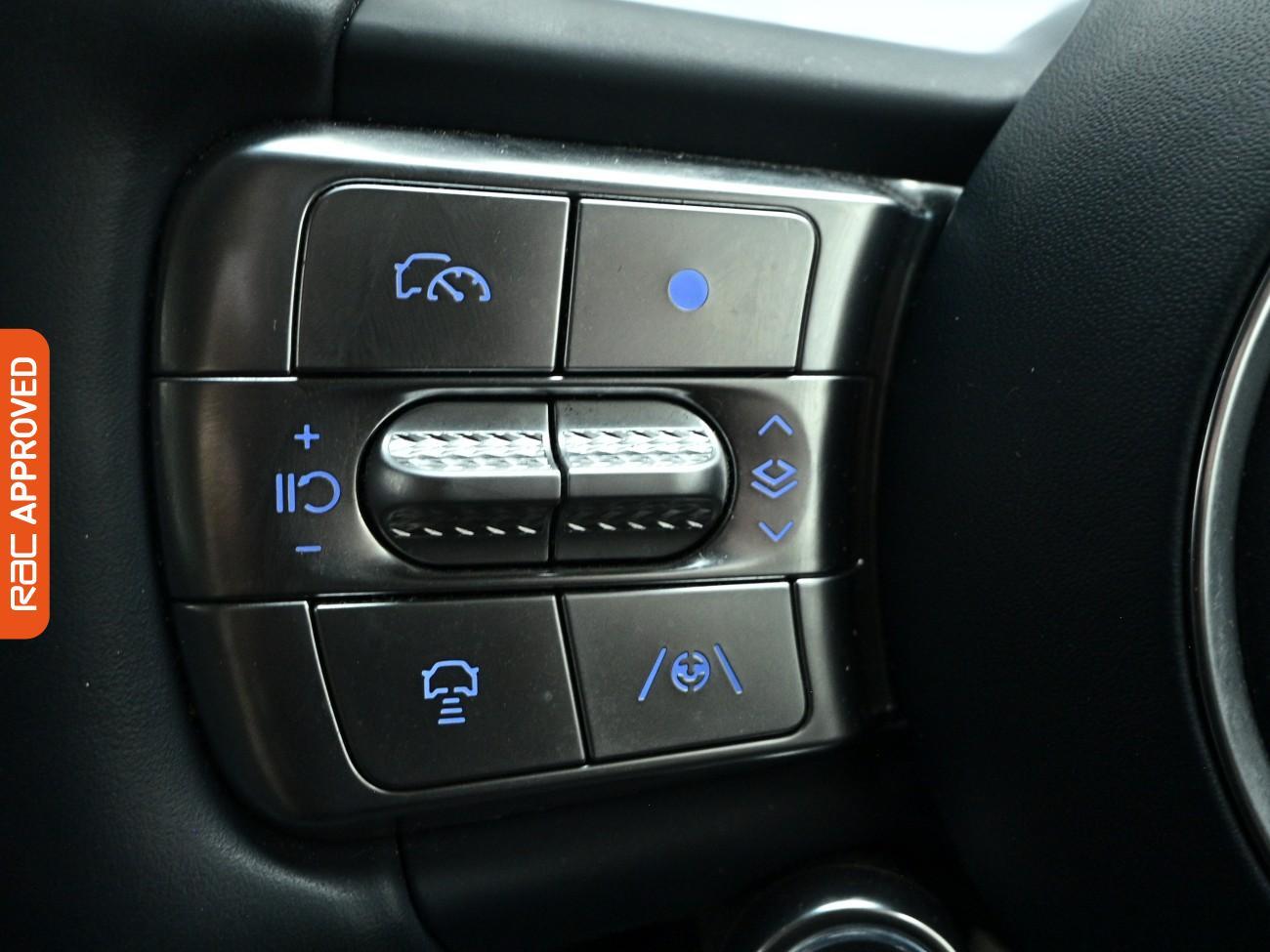 Genesis GV60 view 42