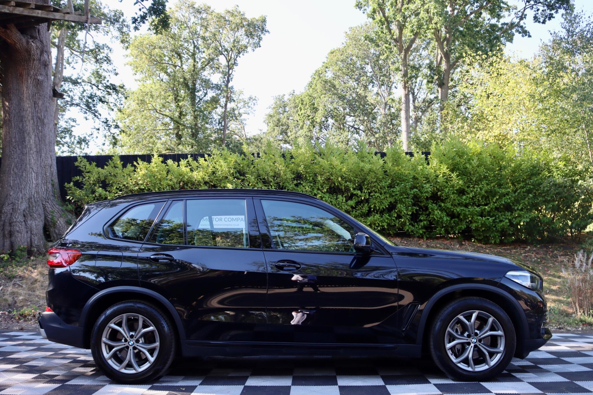 BMW X5 view 38