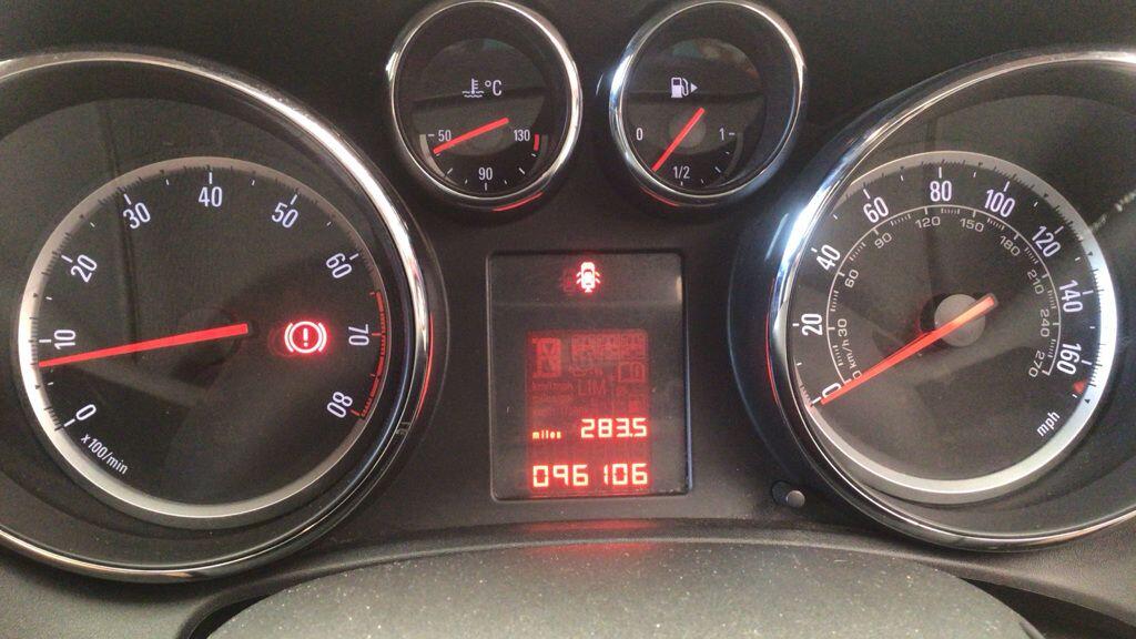 Vauxhall Astra view 10