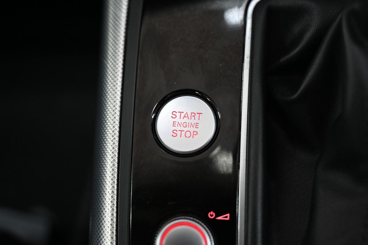 Audi A6 Avant view 32