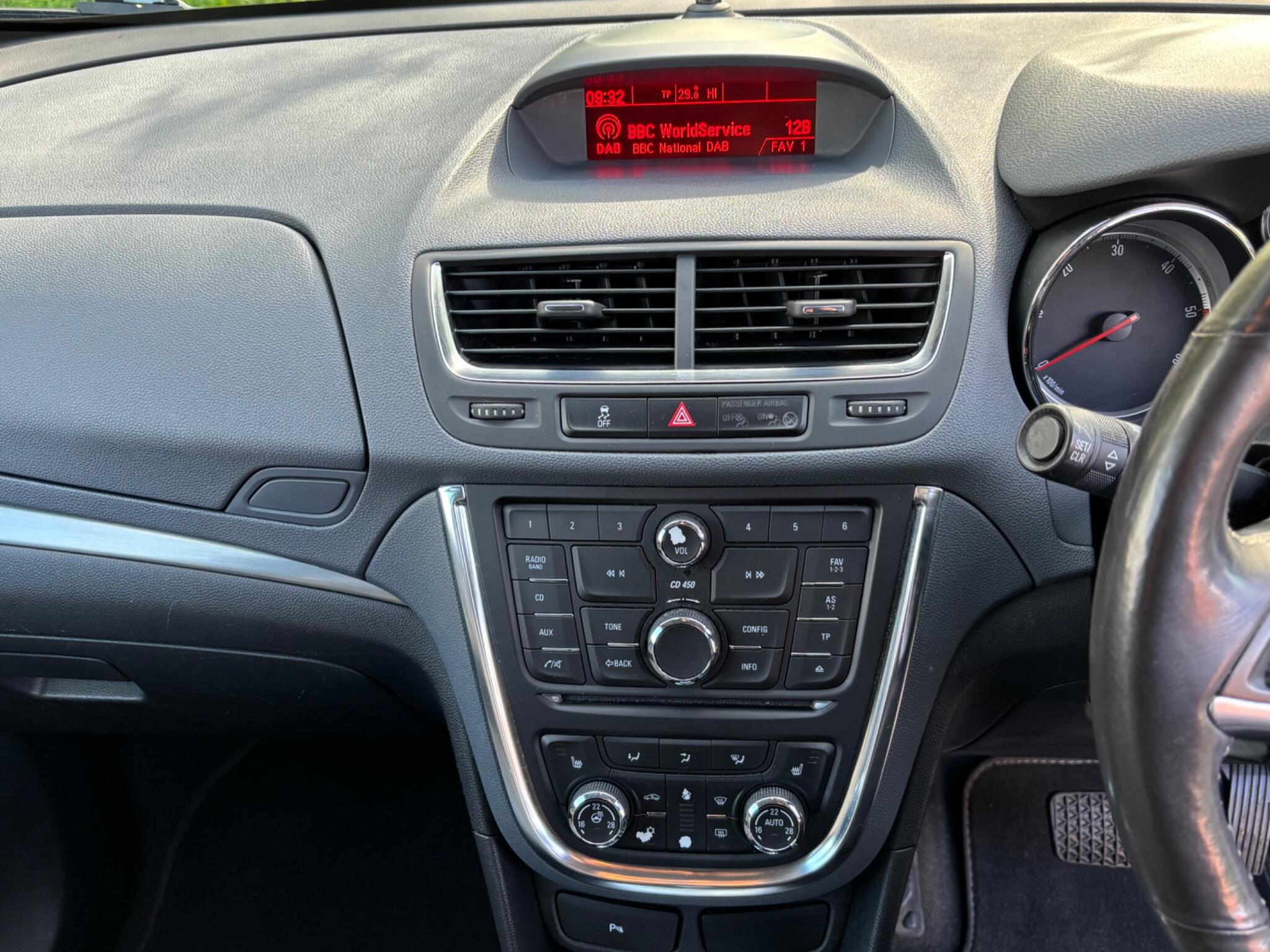 Vauxhall Mokka view 23