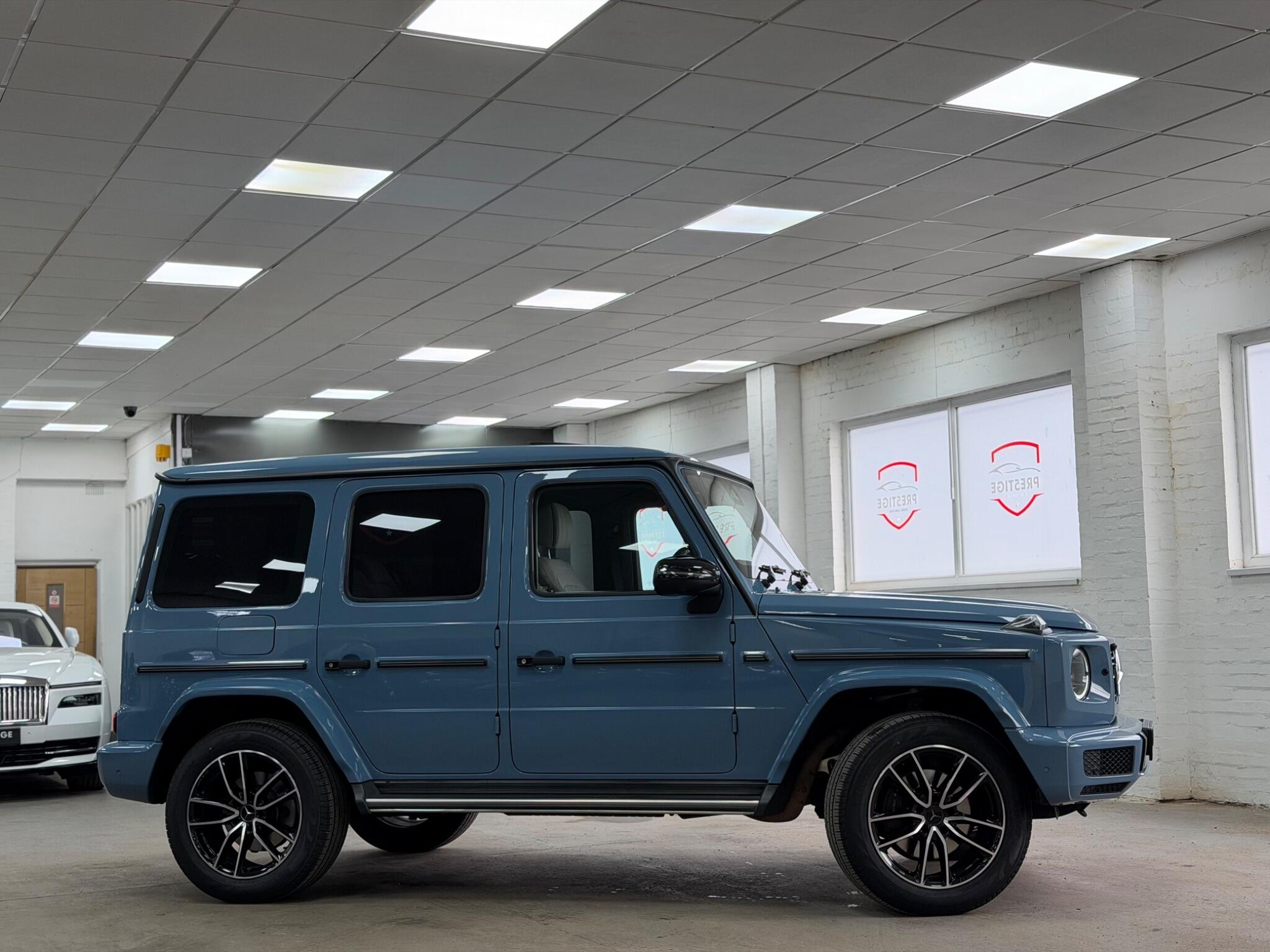 Mercedes-Benz G-Class view 5