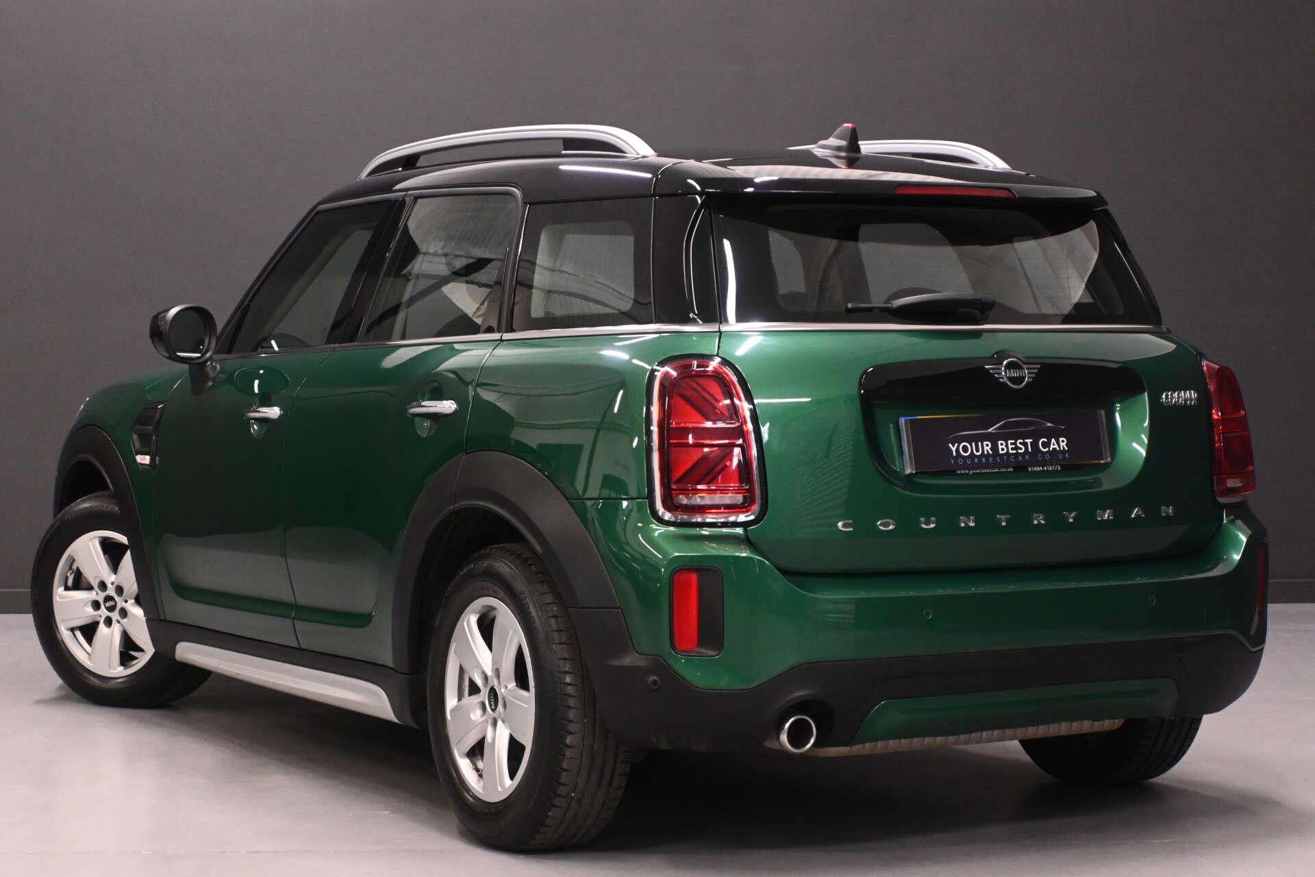 Mini Countryman view 2