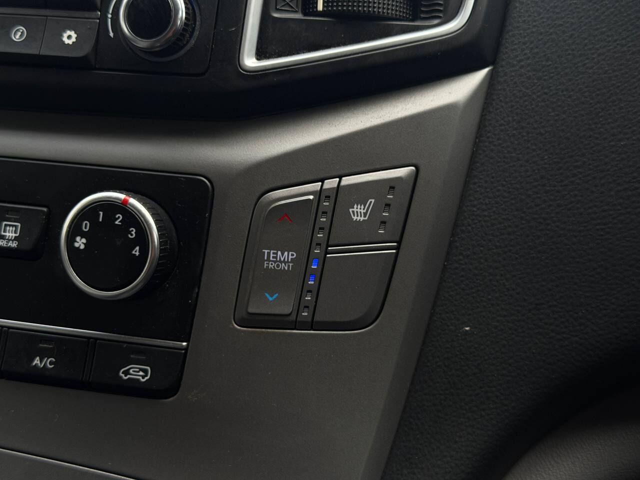 Hyundai I800 view 40