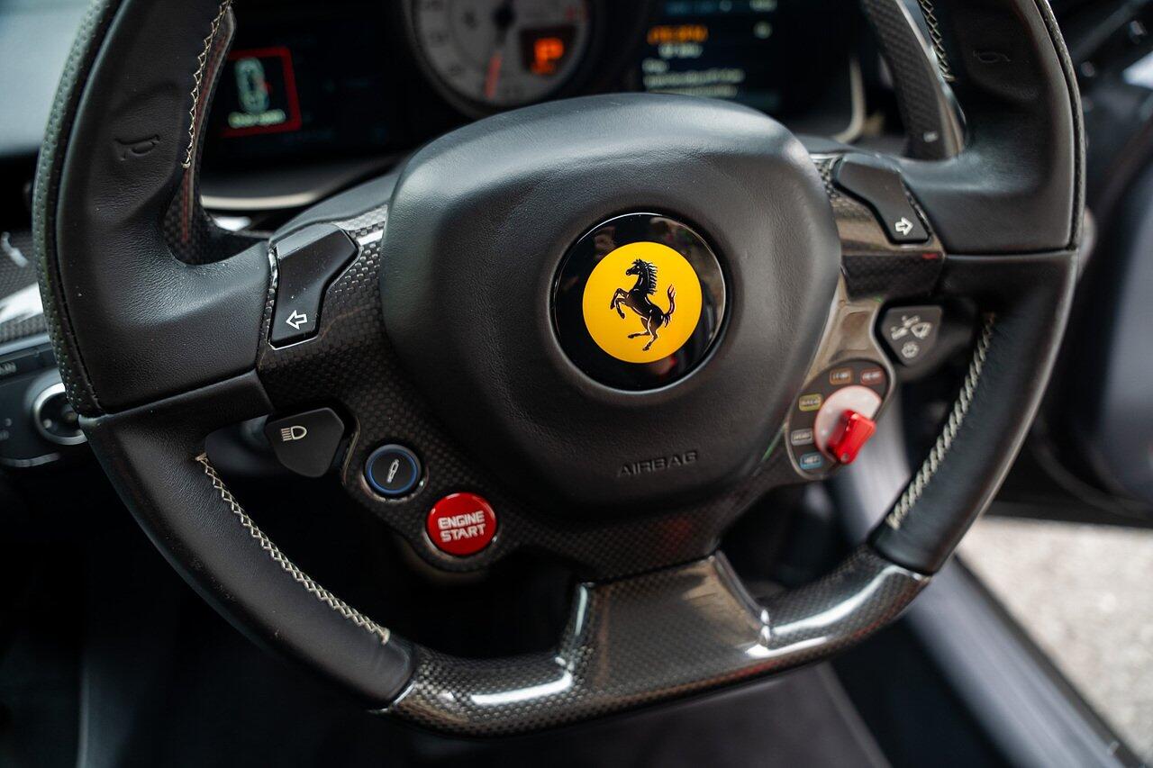 Ferrari F12 view 57