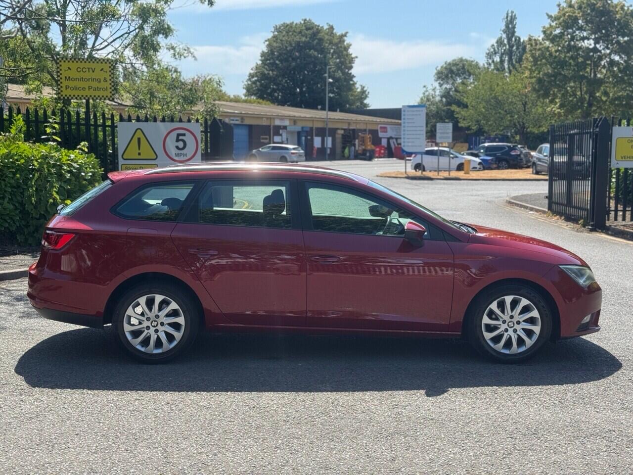 Seat Leon Leon view 7
