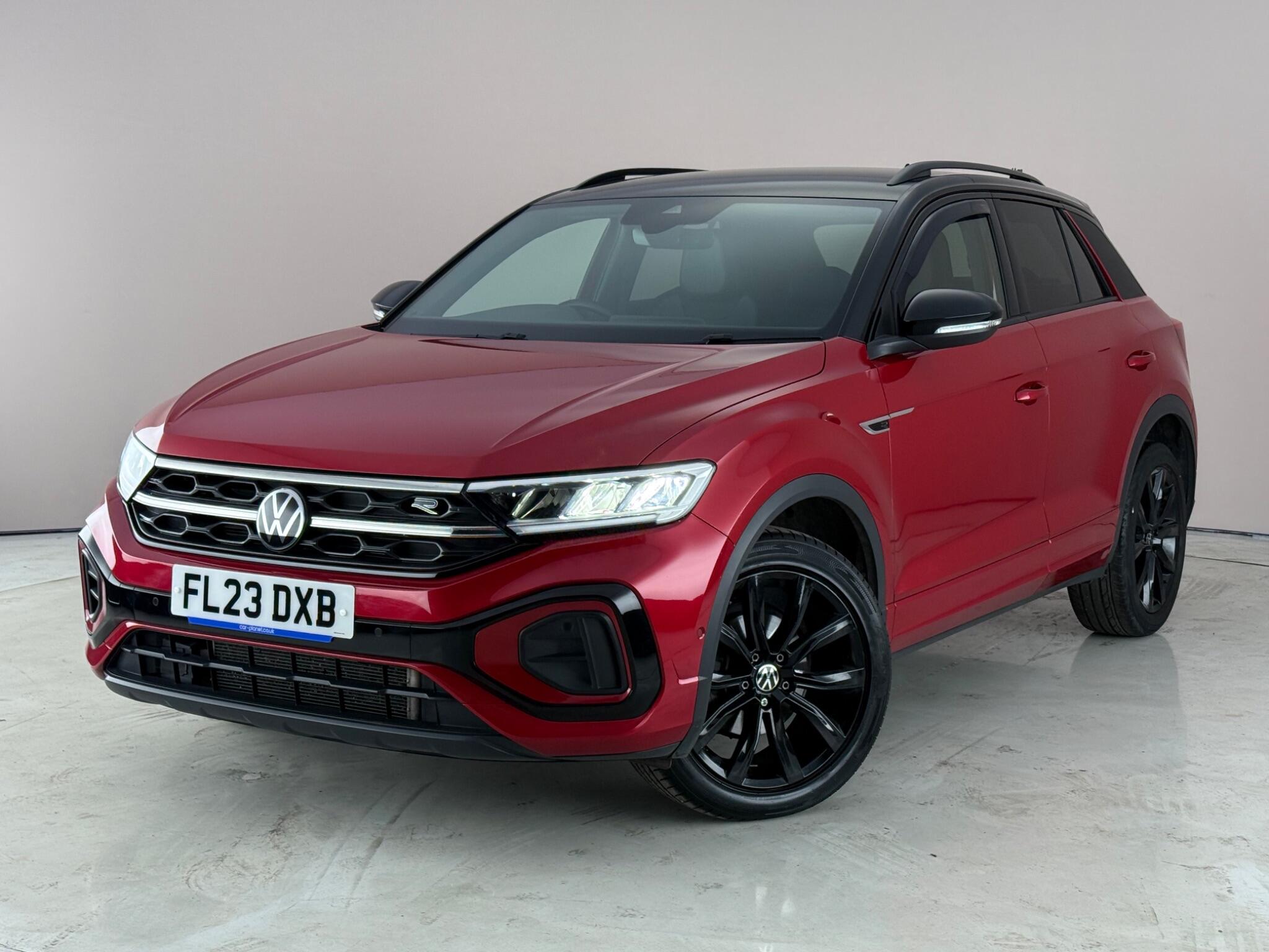 Volkswagen T-Roc view 33