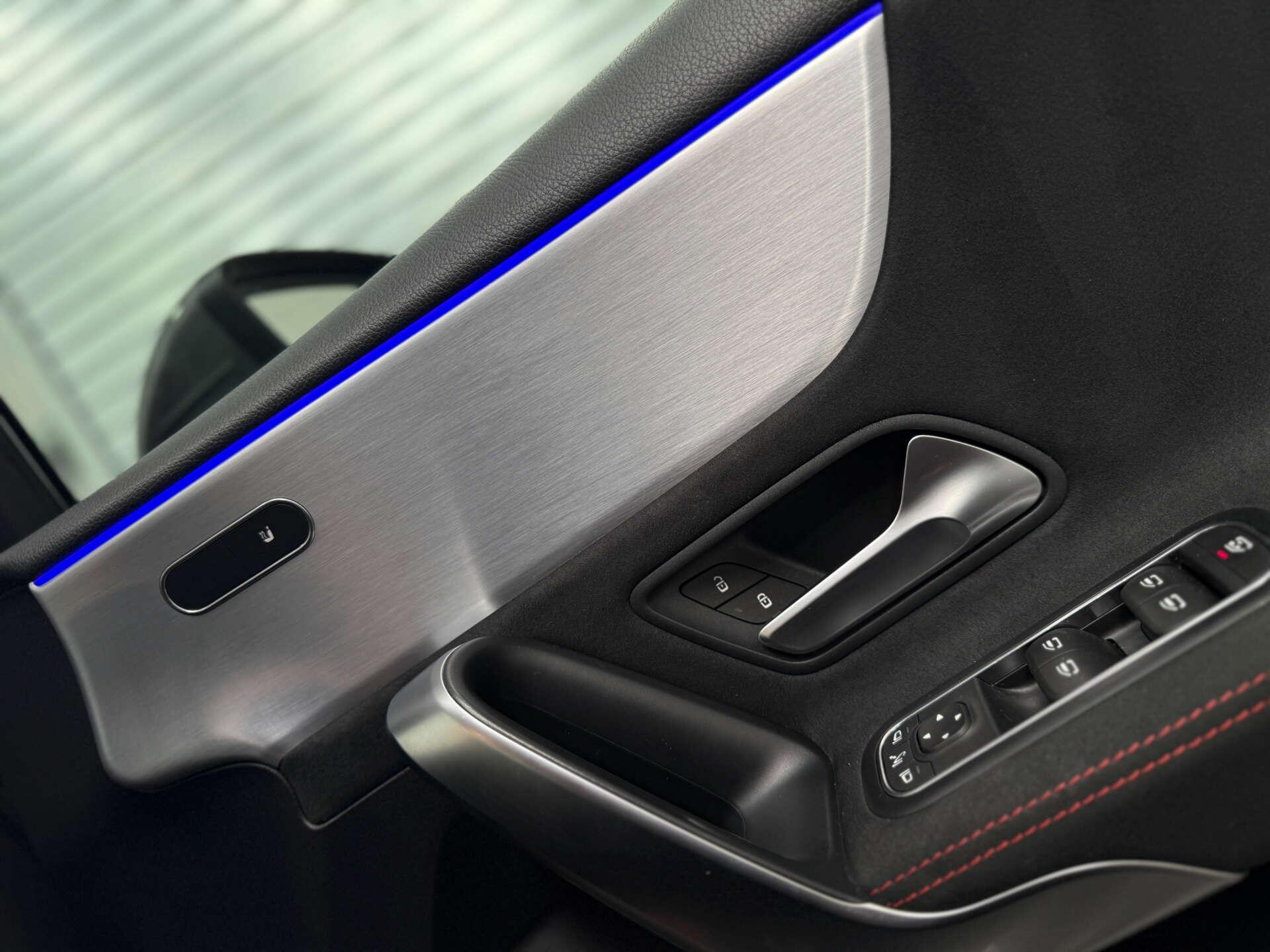 Mercedes-Benz A-Class view 23