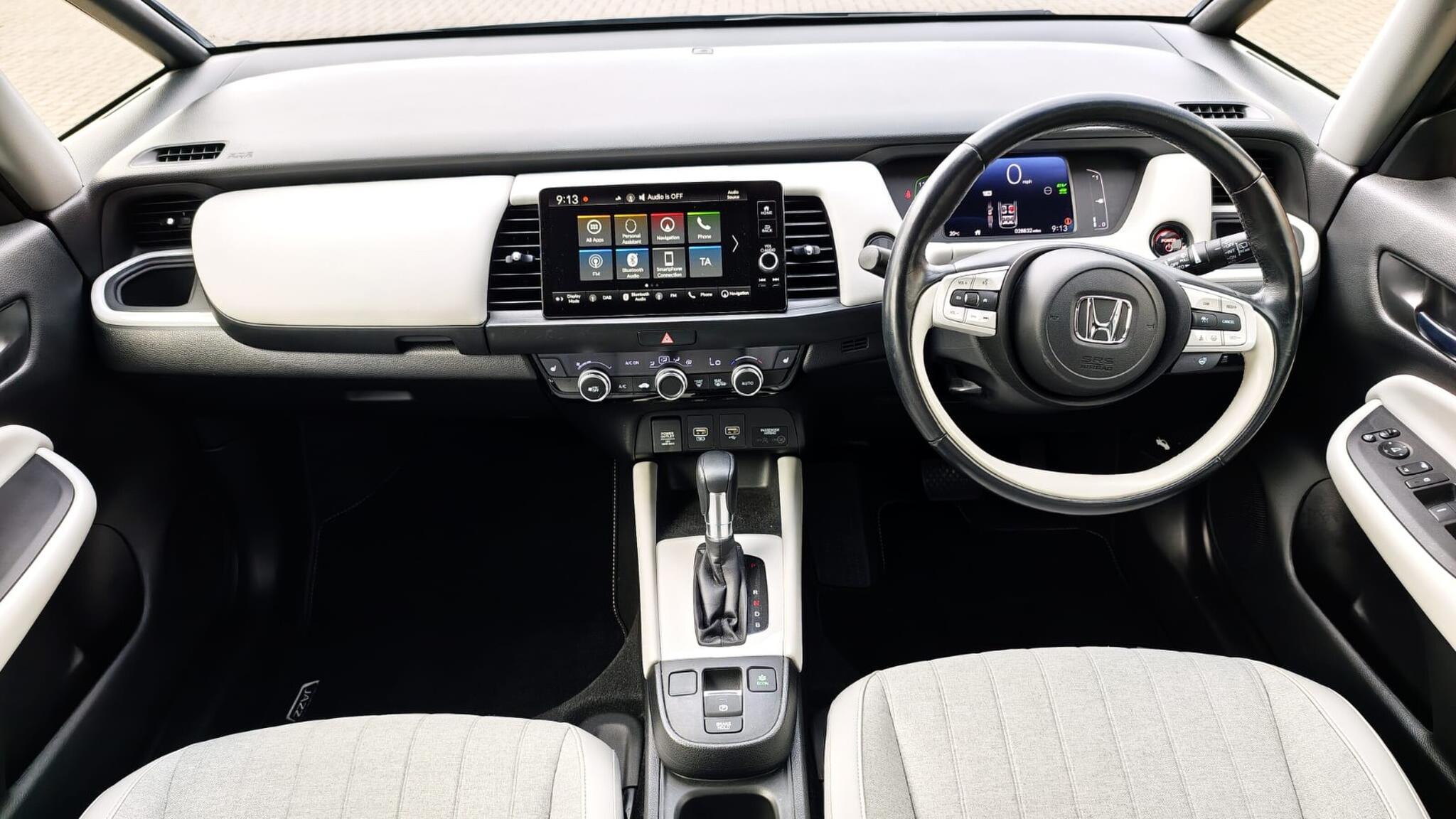 Honda Jazz view 11