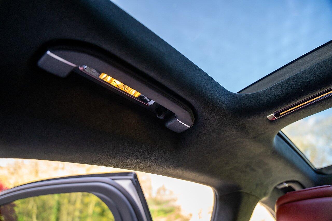 Mercedes-Benz S-Class view 83