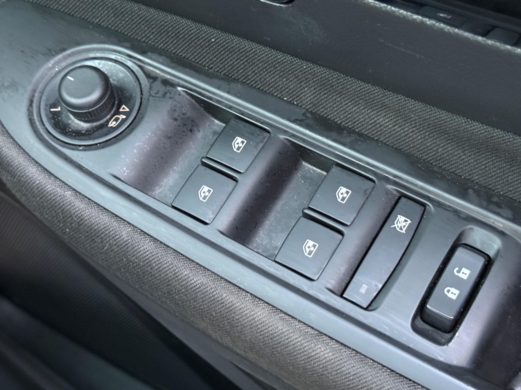 Vauxhall Mokka X - Image 58
