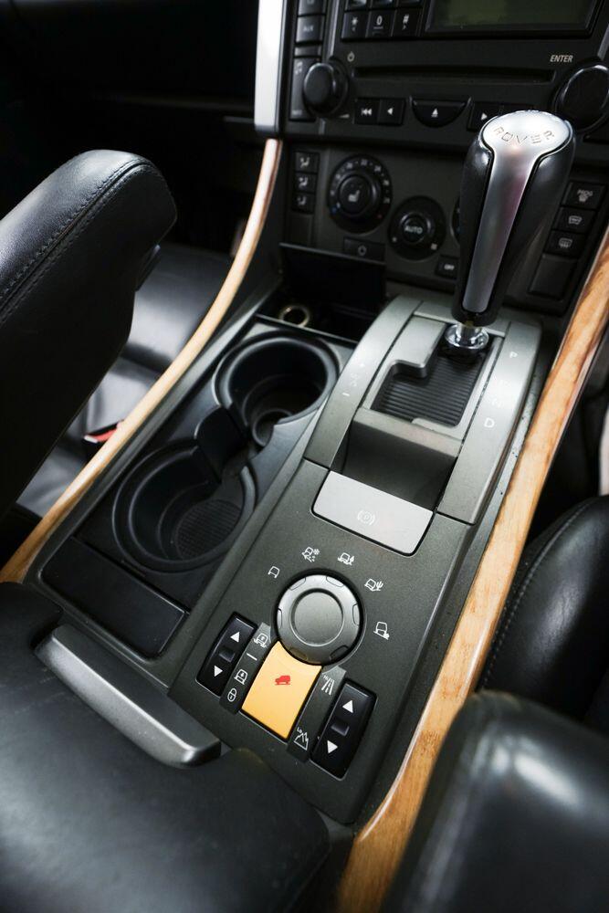 Land Rover Range Rover Sport view 5
