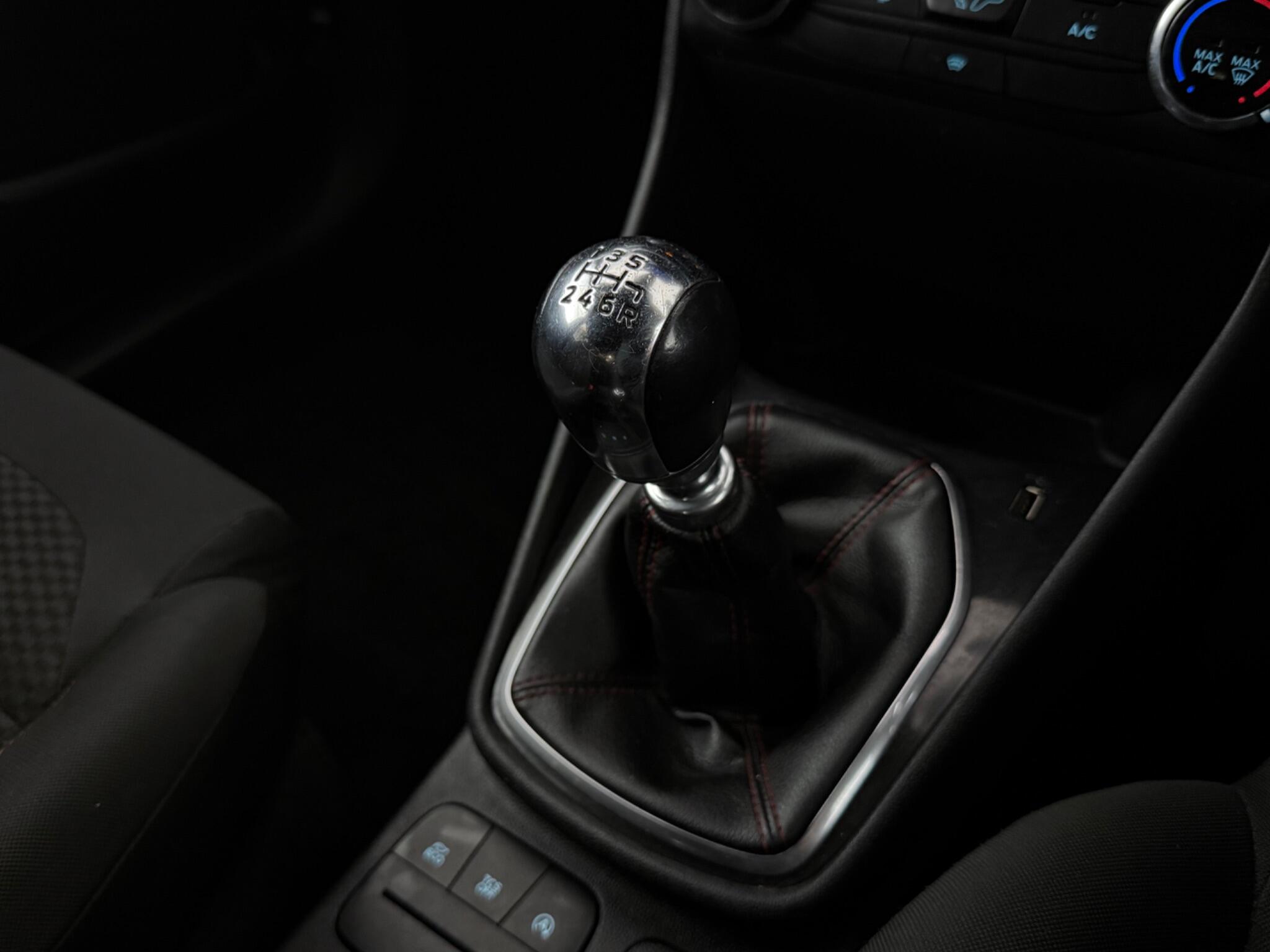 Ford Fiesta view 17