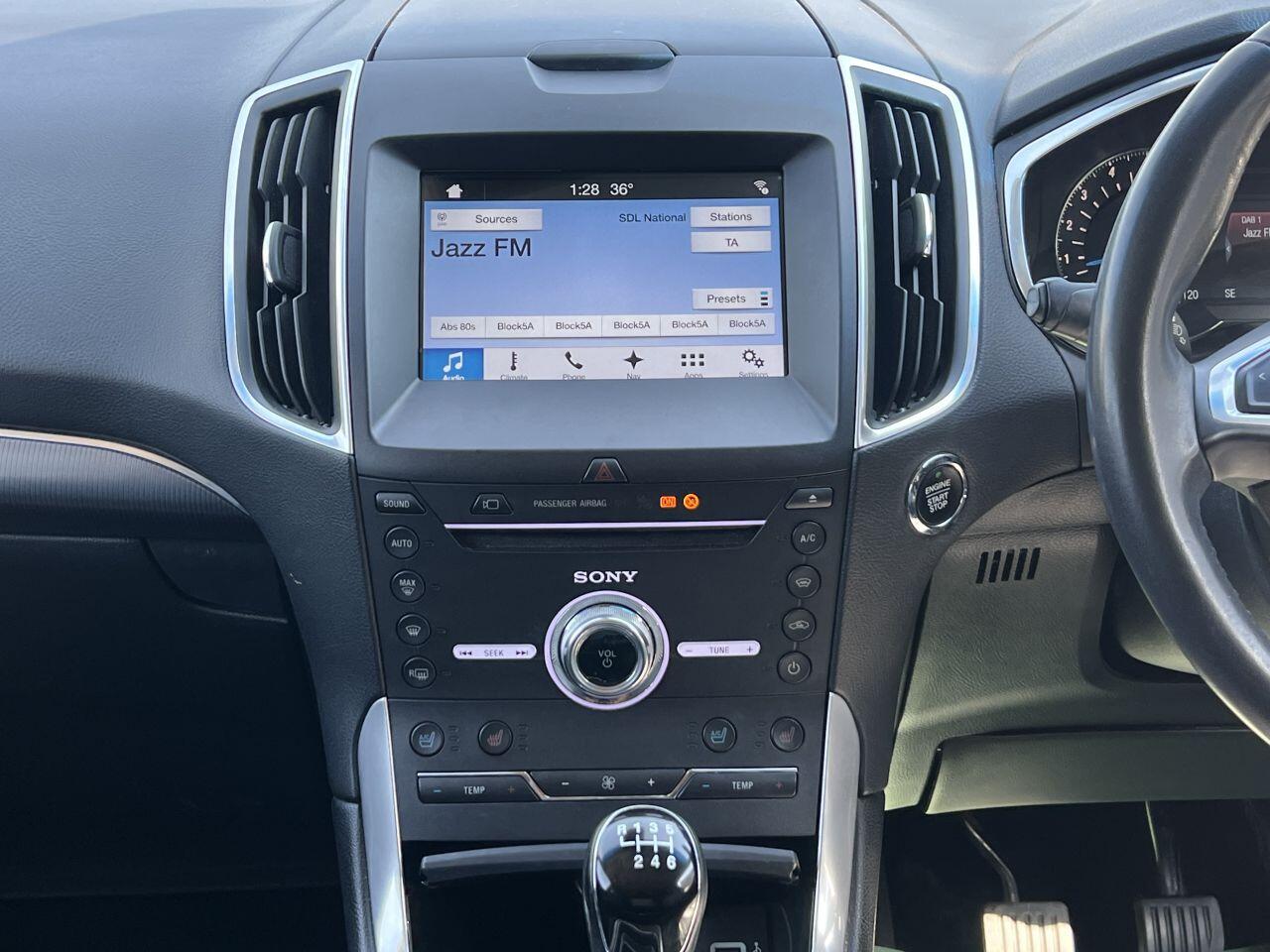 Ford Edge view 42
