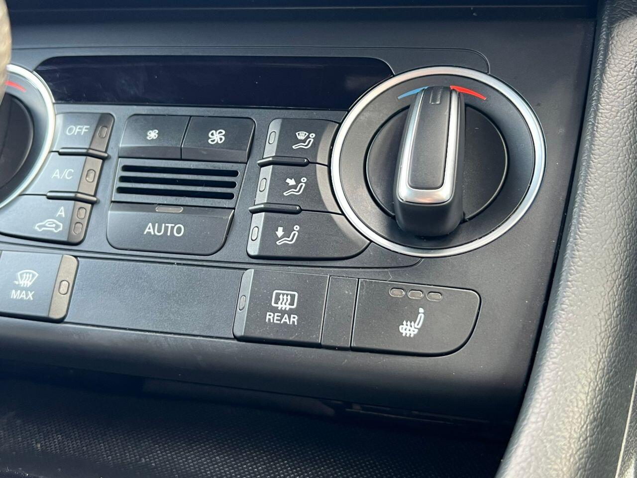Audi Q3 view 28