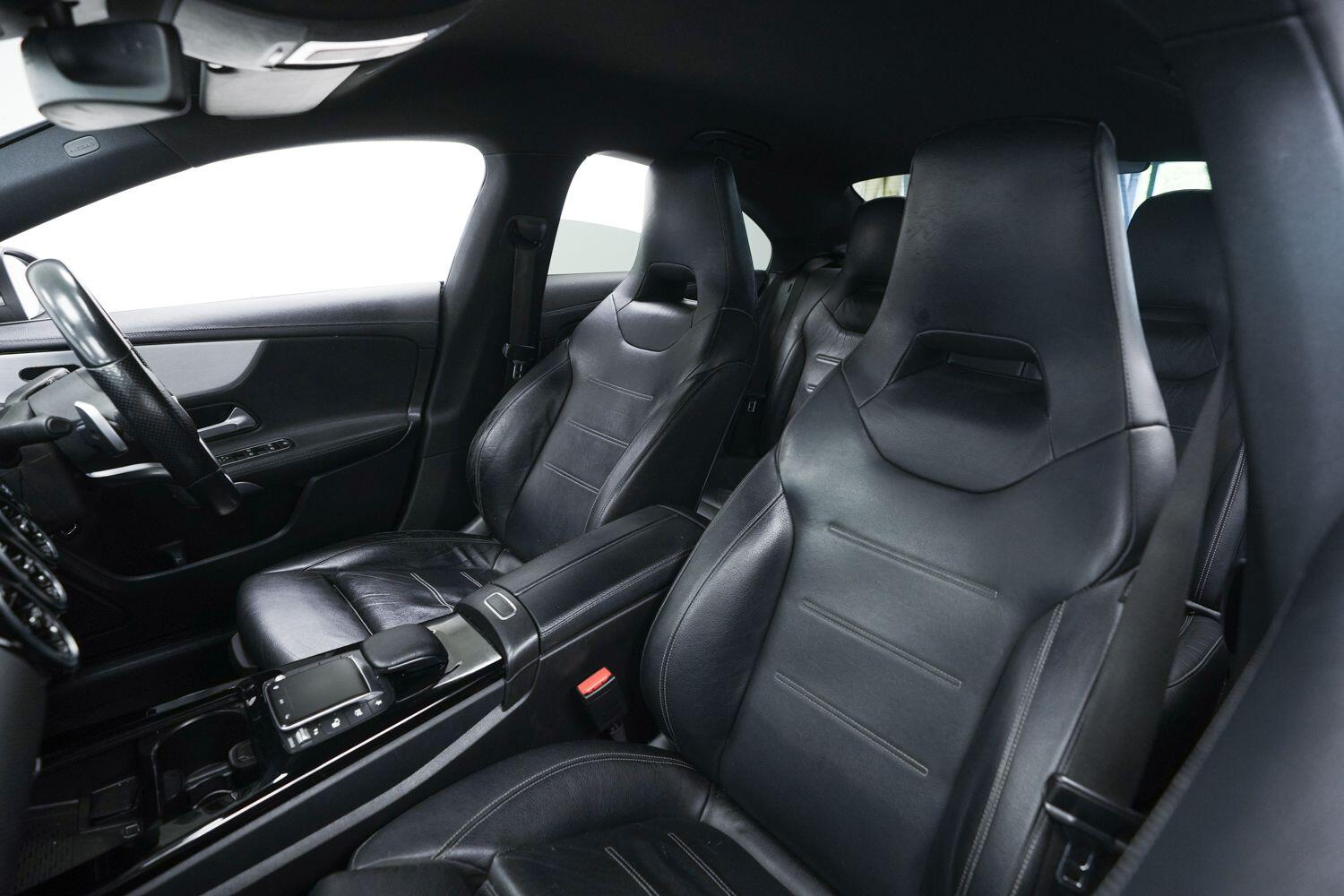 Mercedes-Benz CLA view 27