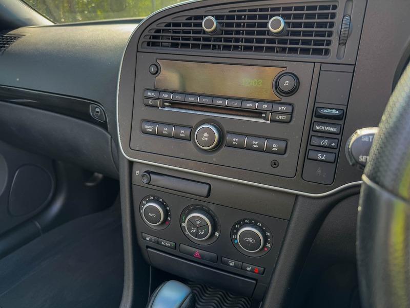 2010 Saab 9-3 2.0T Aero Auto Euro 4 2dr • 56,846 miles image 33