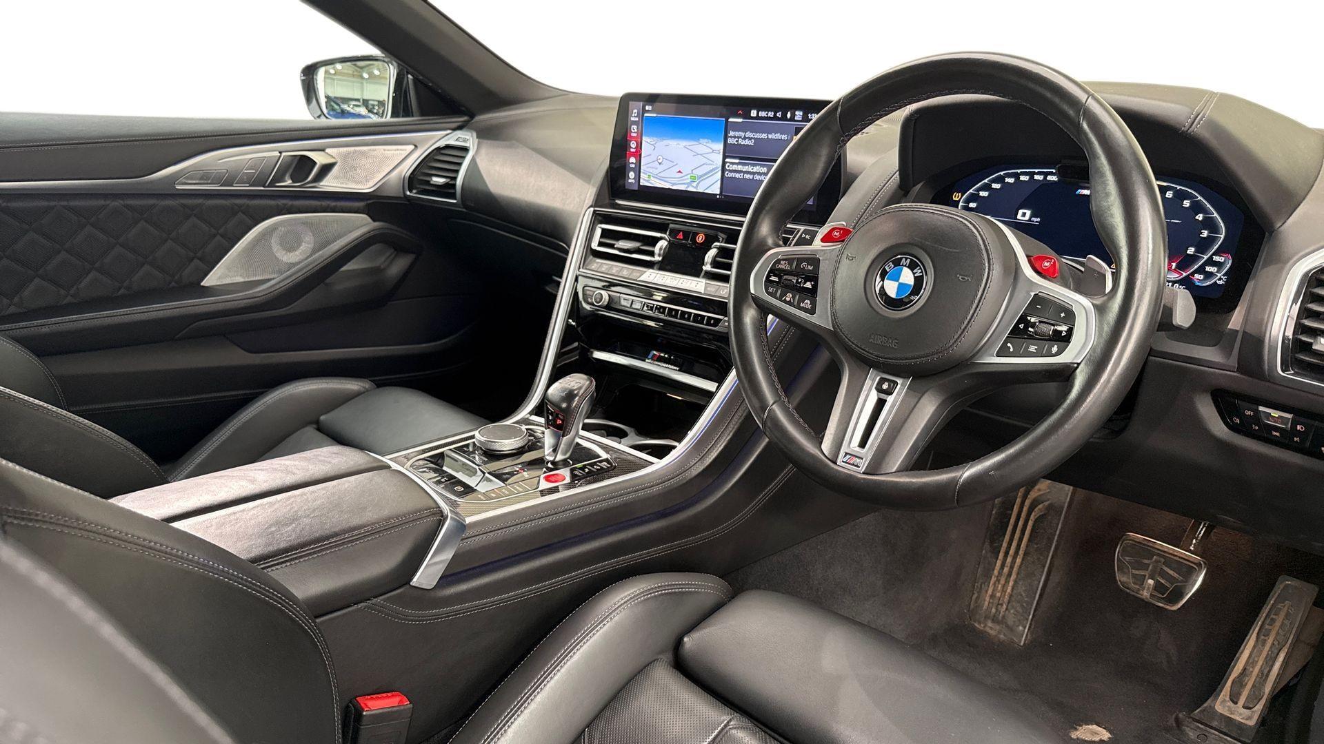 BMW M8 view 9