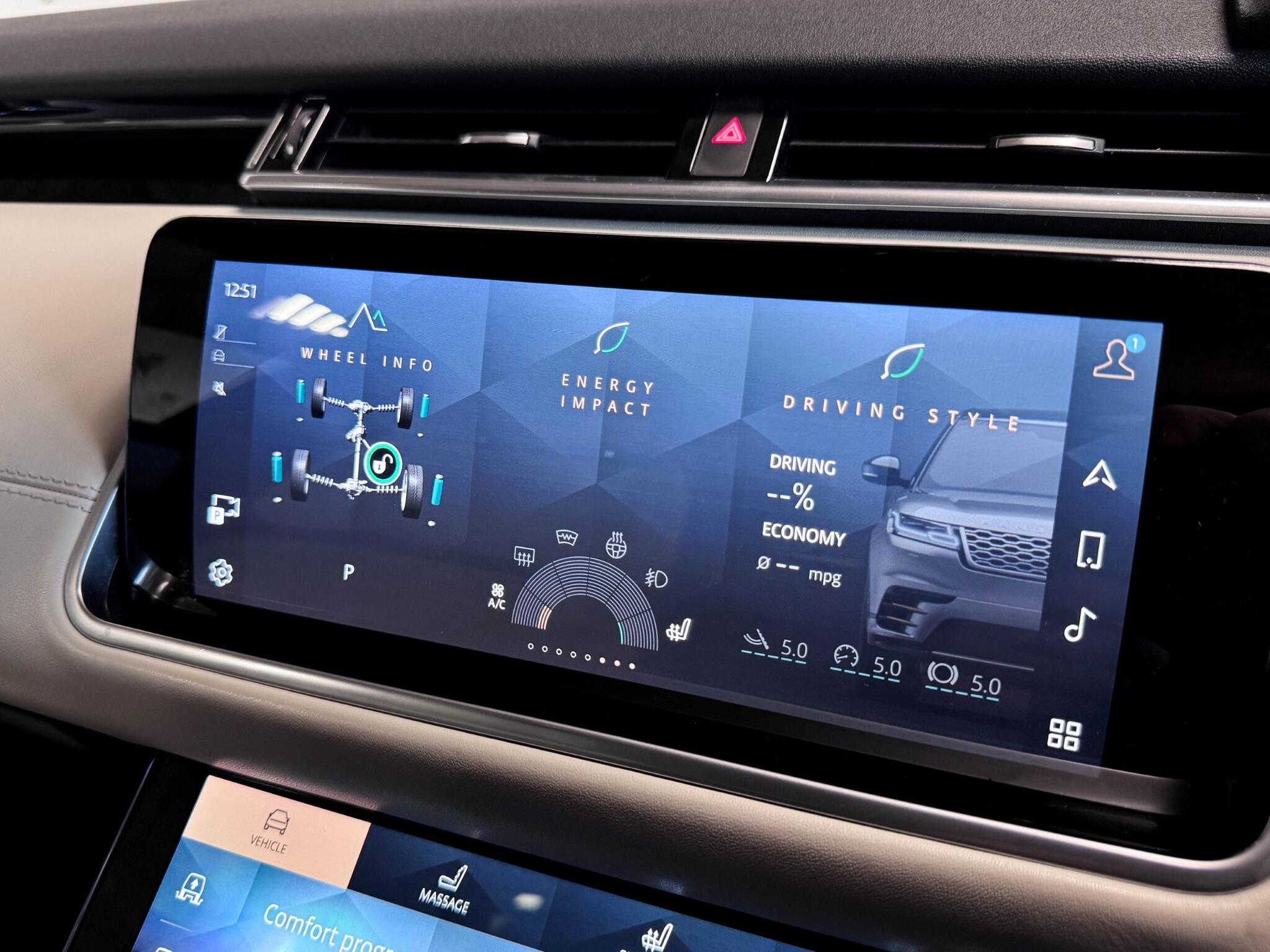 Land Rover Range Rover Velar view 44